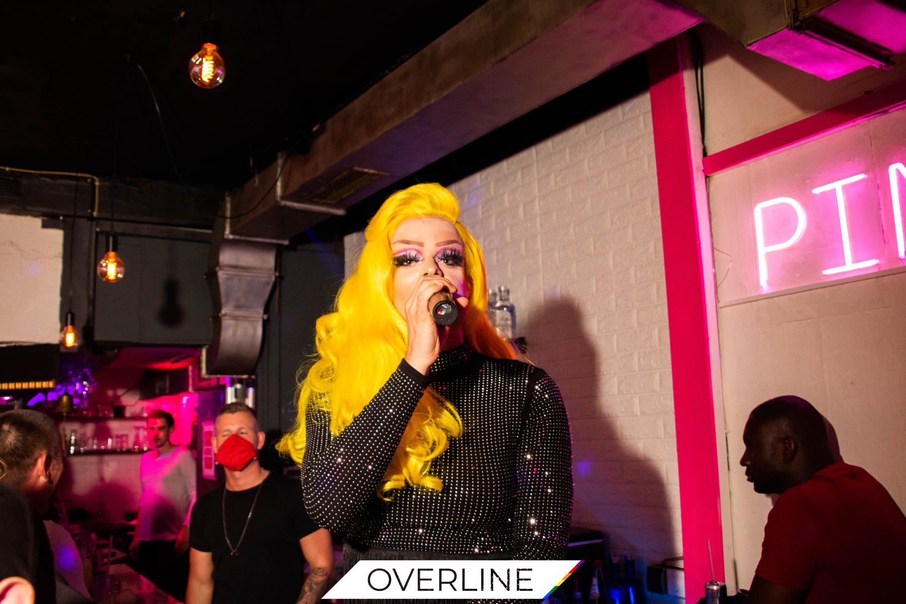 Pink Bar - Megan and Carla 08.08.2020 | Bild 13