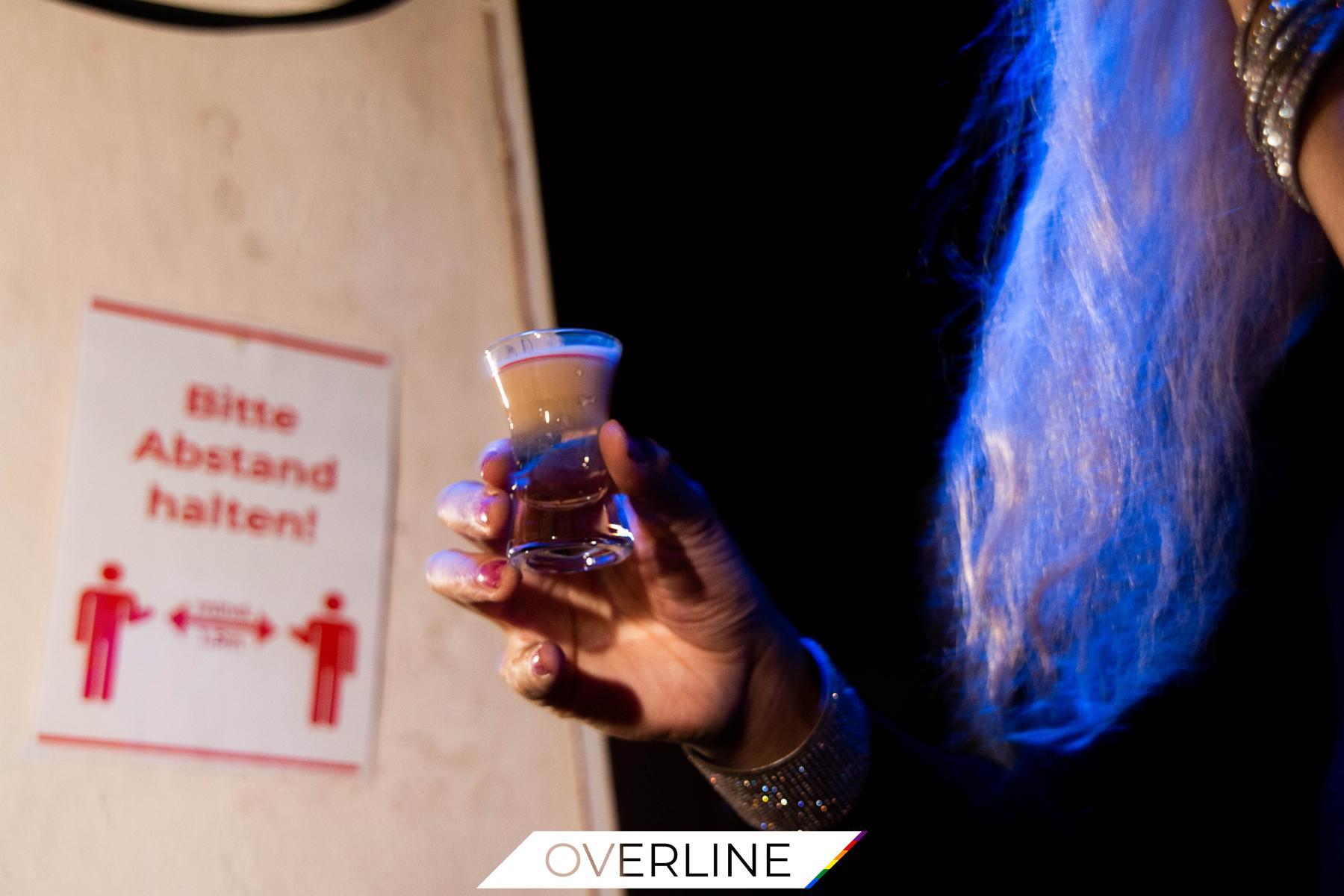 Pink Bar - Megan and Carla 08.08.2020 | Bild 41