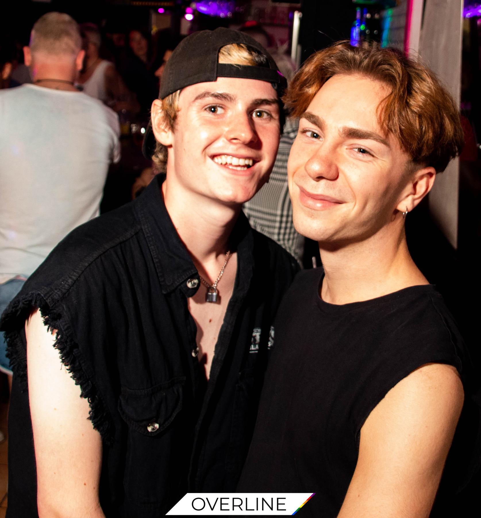 Pink Bar - Megan and Carla 08.08.2020 | Bild 8