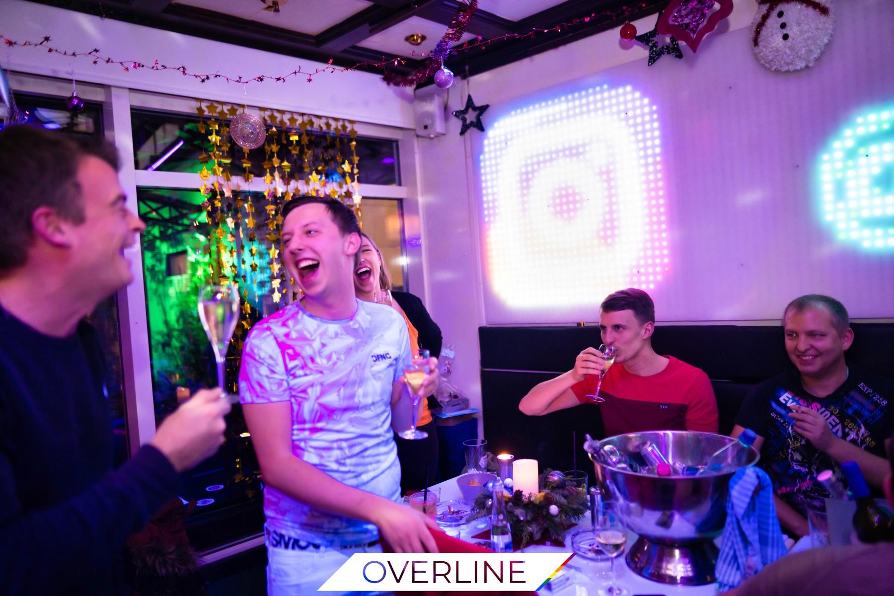 Luckys   18.12.2021 | Bild 37