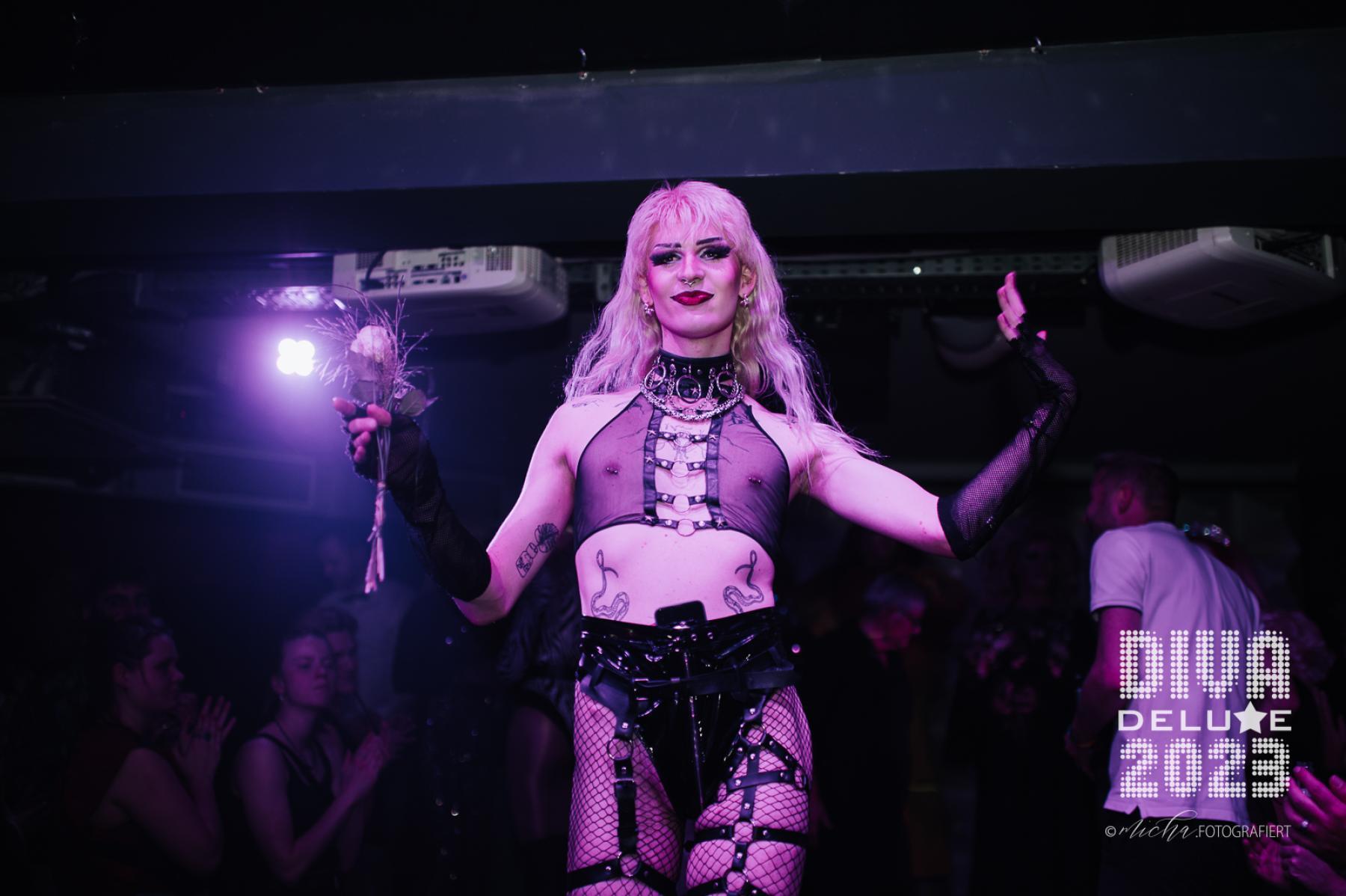 Diva Deluxe  18.11.2023 | Bild 101