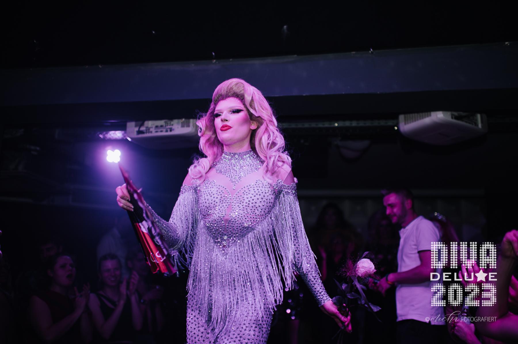Diva Deluxe  18.11.2023 | Bild 107