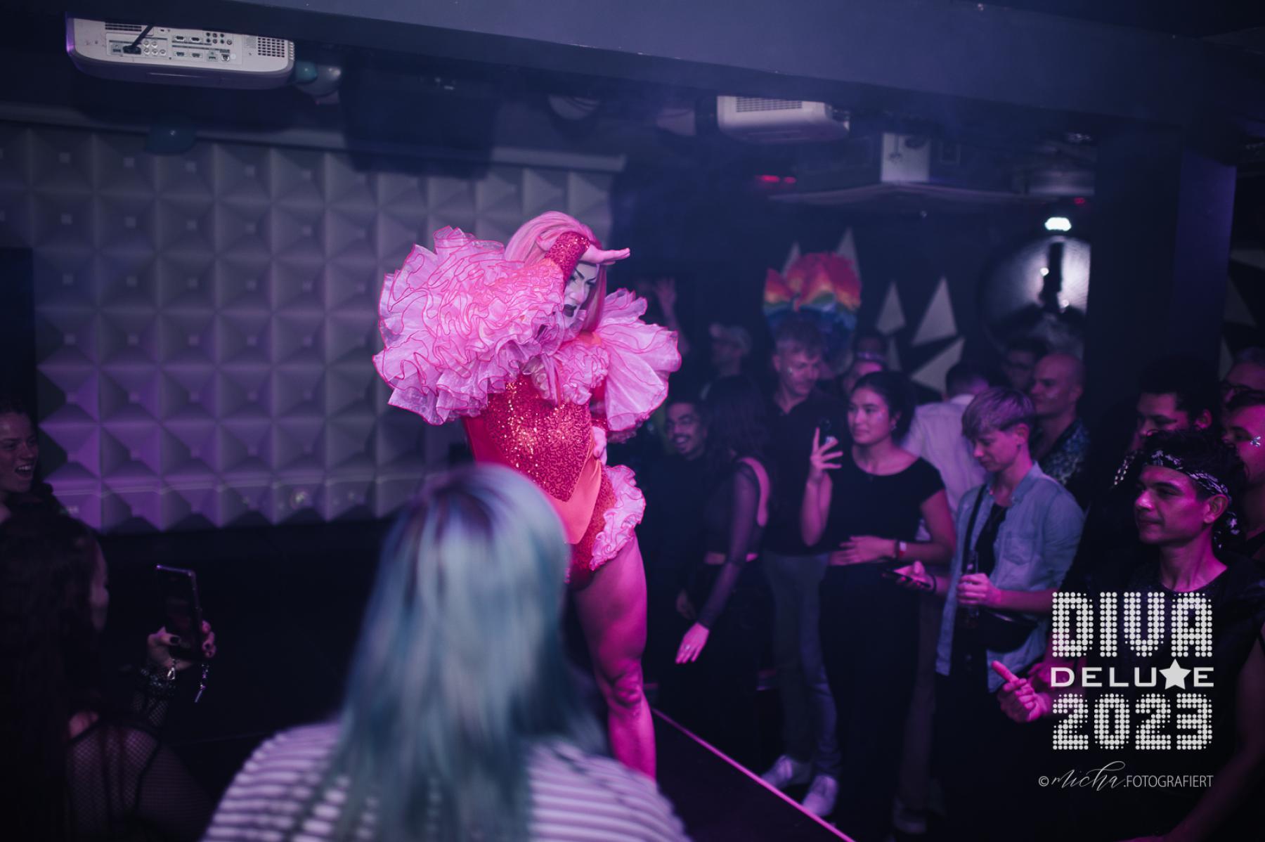 Diva Deluxe  18.11.2023 | Bild 118