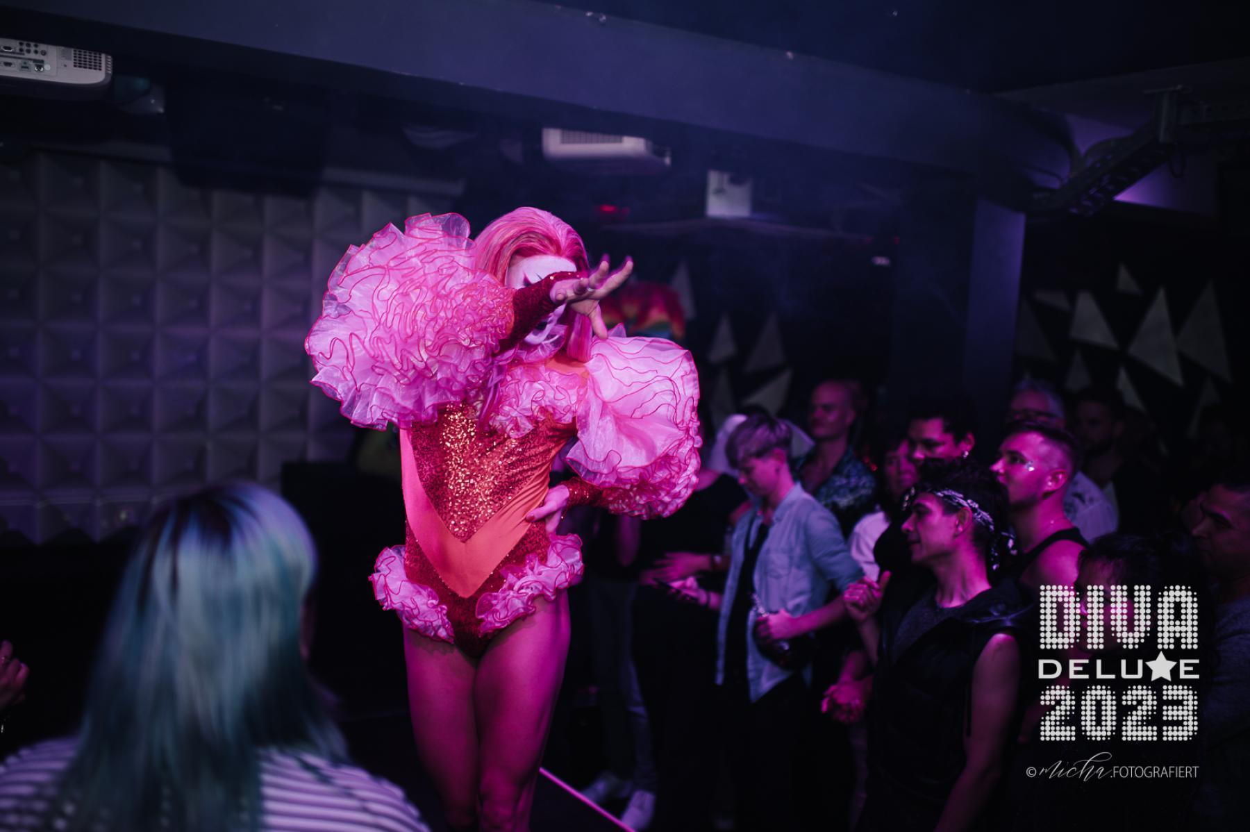 Diva Deluxe  18.11.2023 | Bild 121