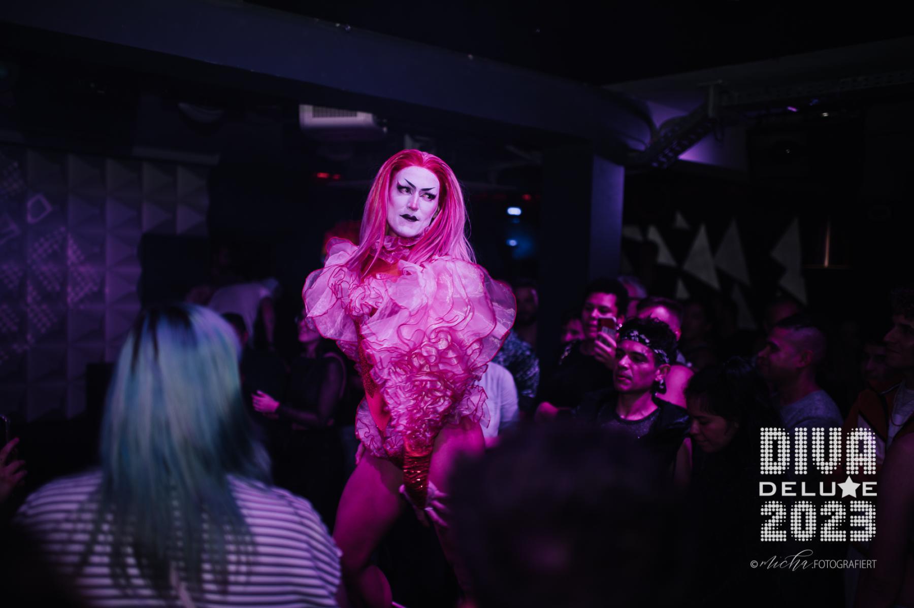 Diva Deluxe  18.11.2023 | Bild 122