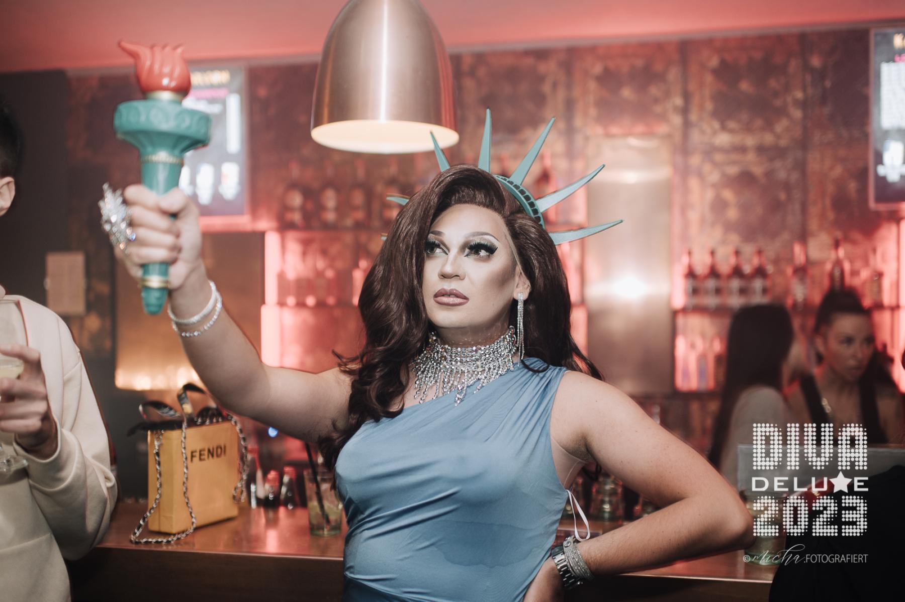 Diva Deluxe  18.11.2023 | Bild 134