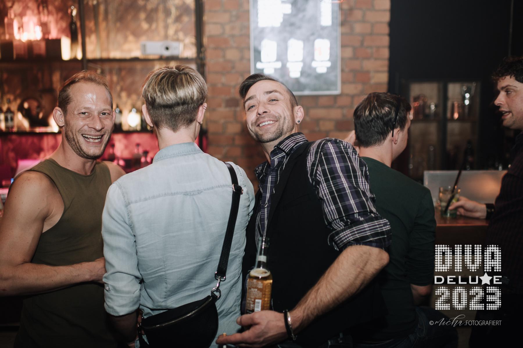 Diva Deluxe  18.11.2023 | Bild 138