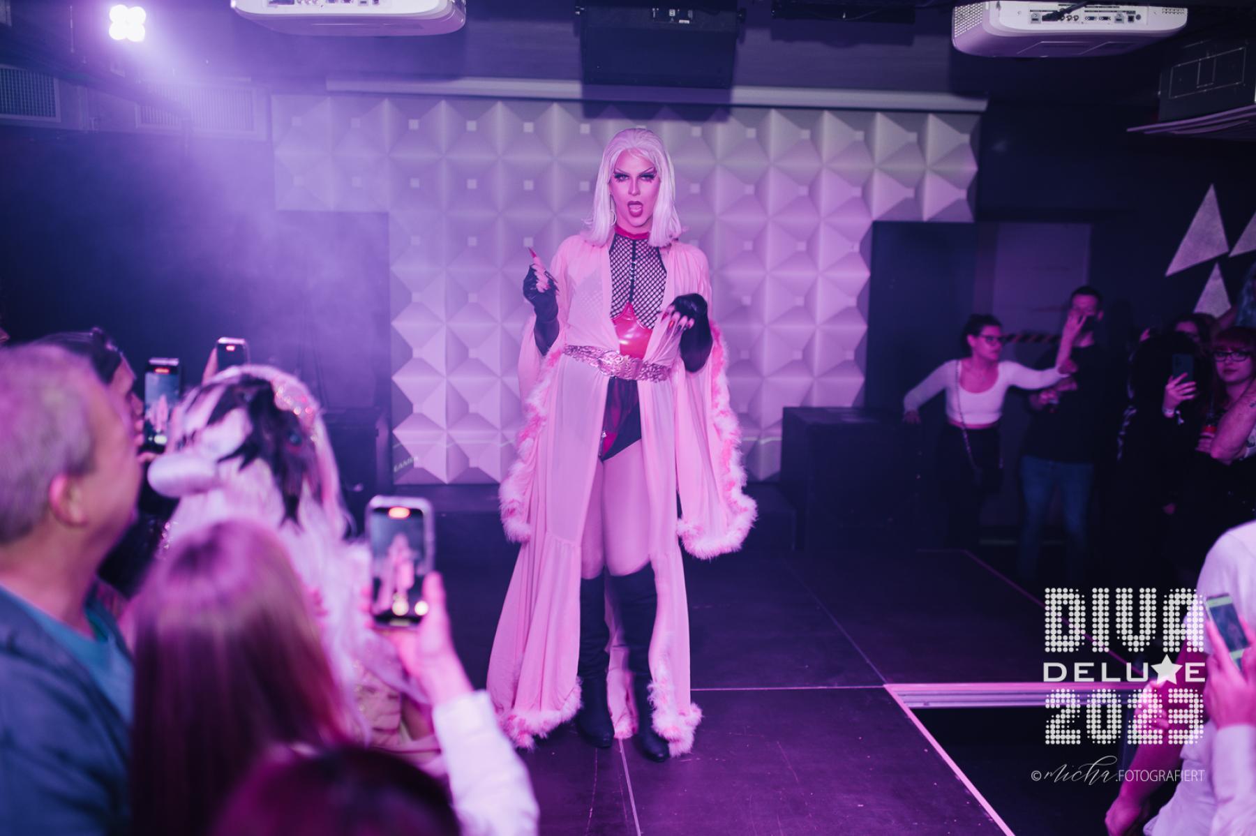 Diva Deluxe  18.11.2023 | Bild 150