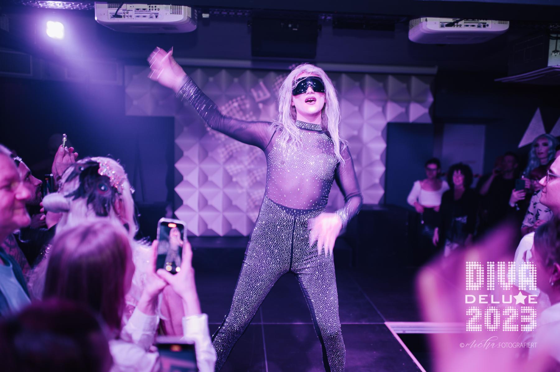 Diva Deluxe  18.11.2023 | Bild 166