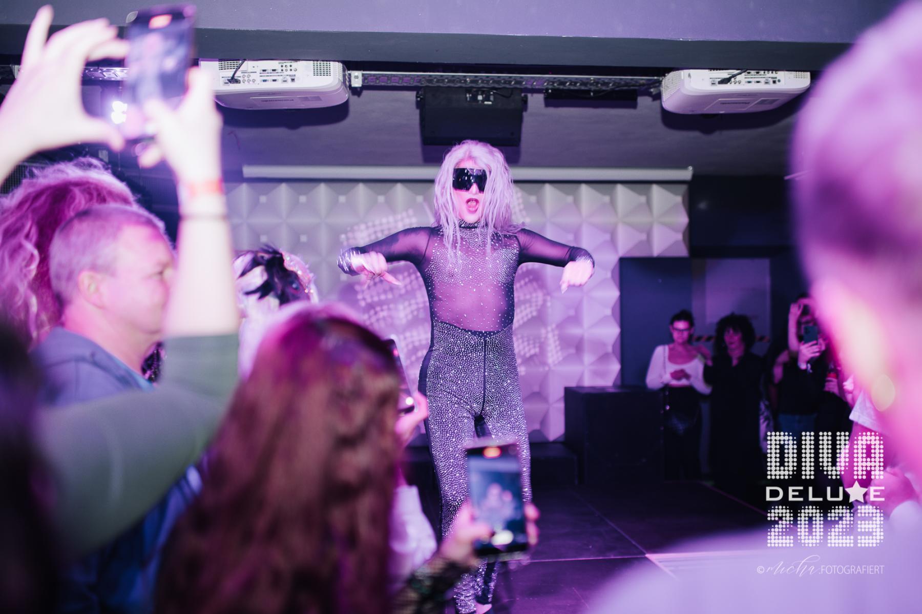 Diva Deluxe  18.11.2023 | Bild 189