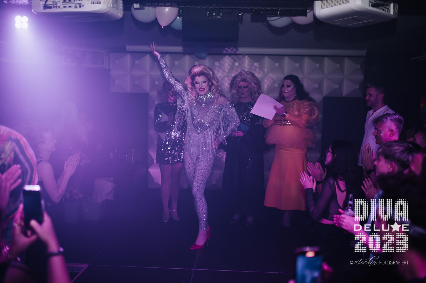 Diva Deluxe  18.11.2023 | Bild 19