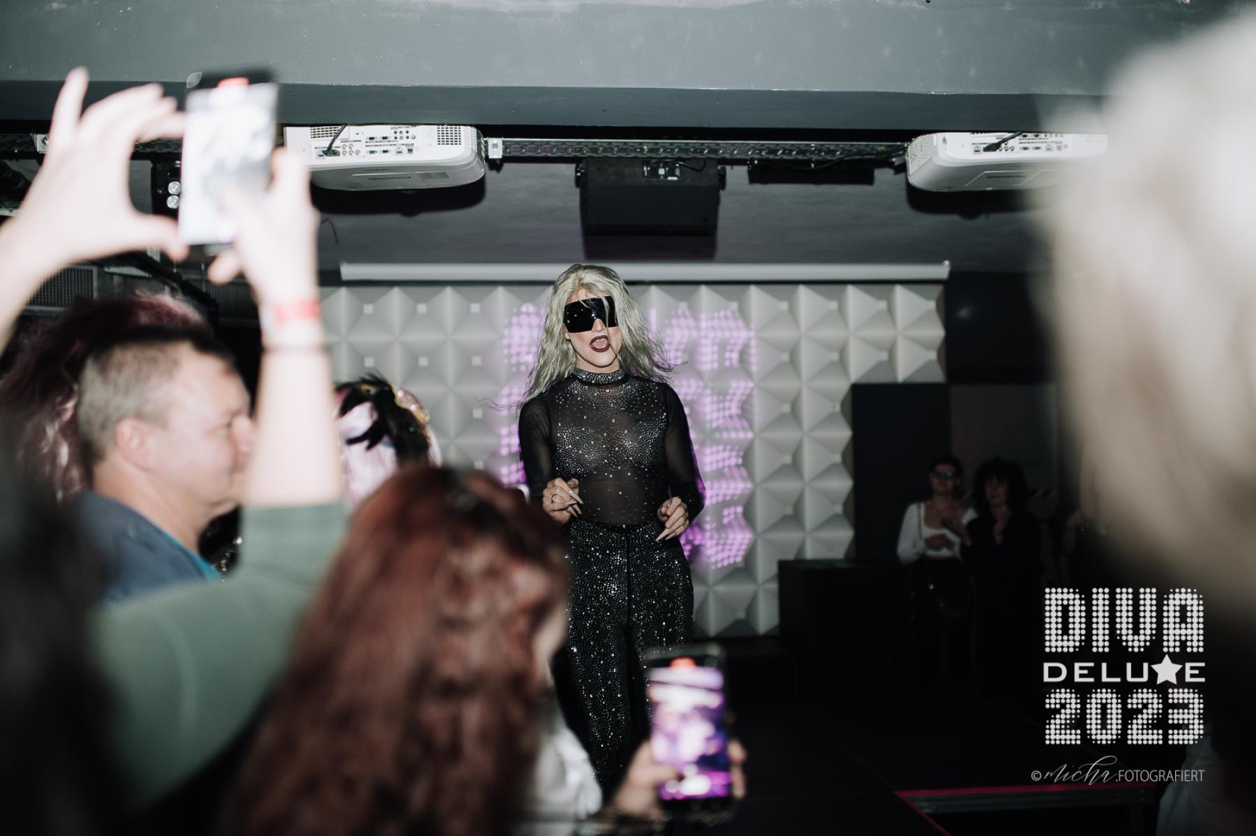 Diva Deluxe  18.11.2023 | Bild 190
