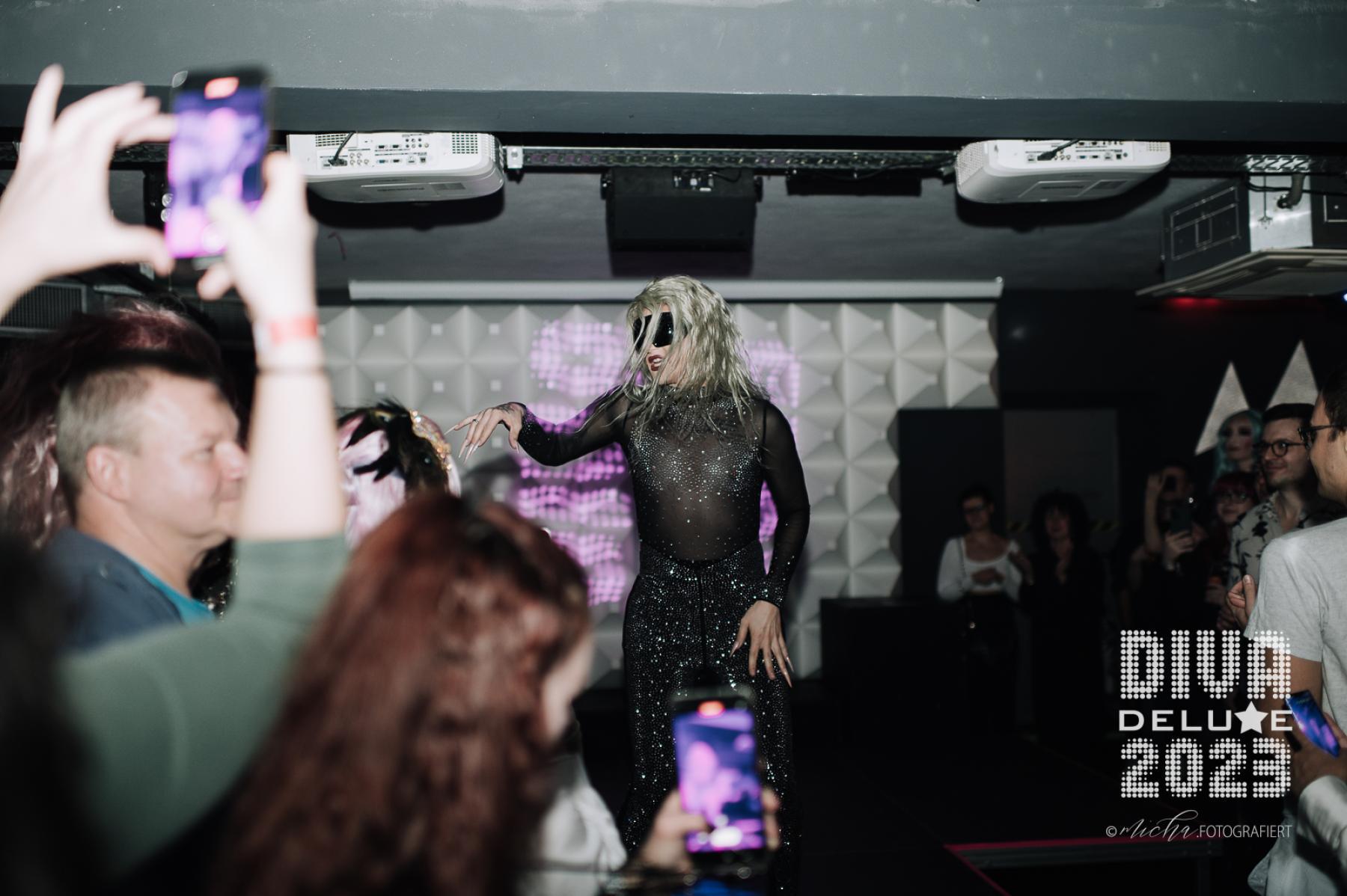 Diva Deluxe  18.11.2023 | Bild 191