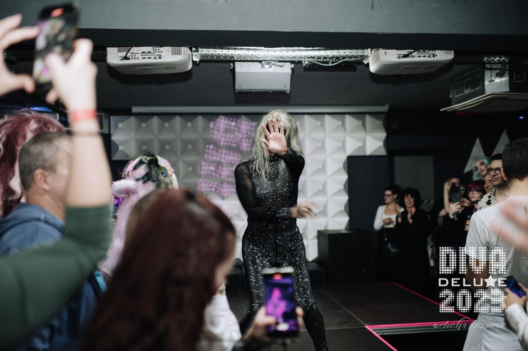 Diva Deluxe  18.11.2023 | Bild 193