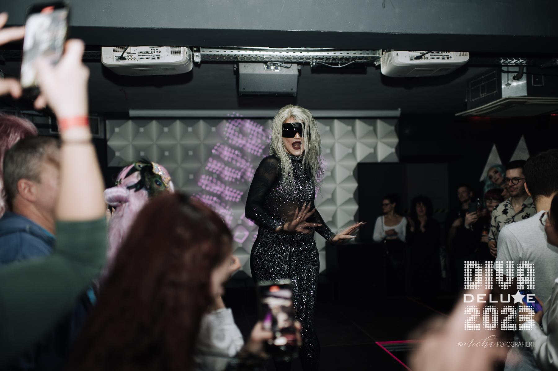 Diva Deluxe  18.11.2023 | Bild 196