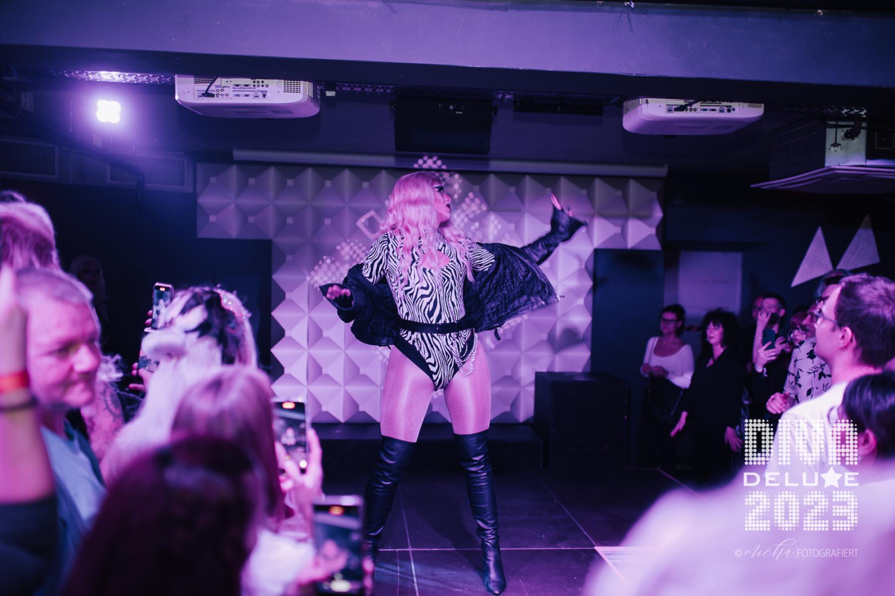 Diva Deluxe  18.11.2023 | Bild 199