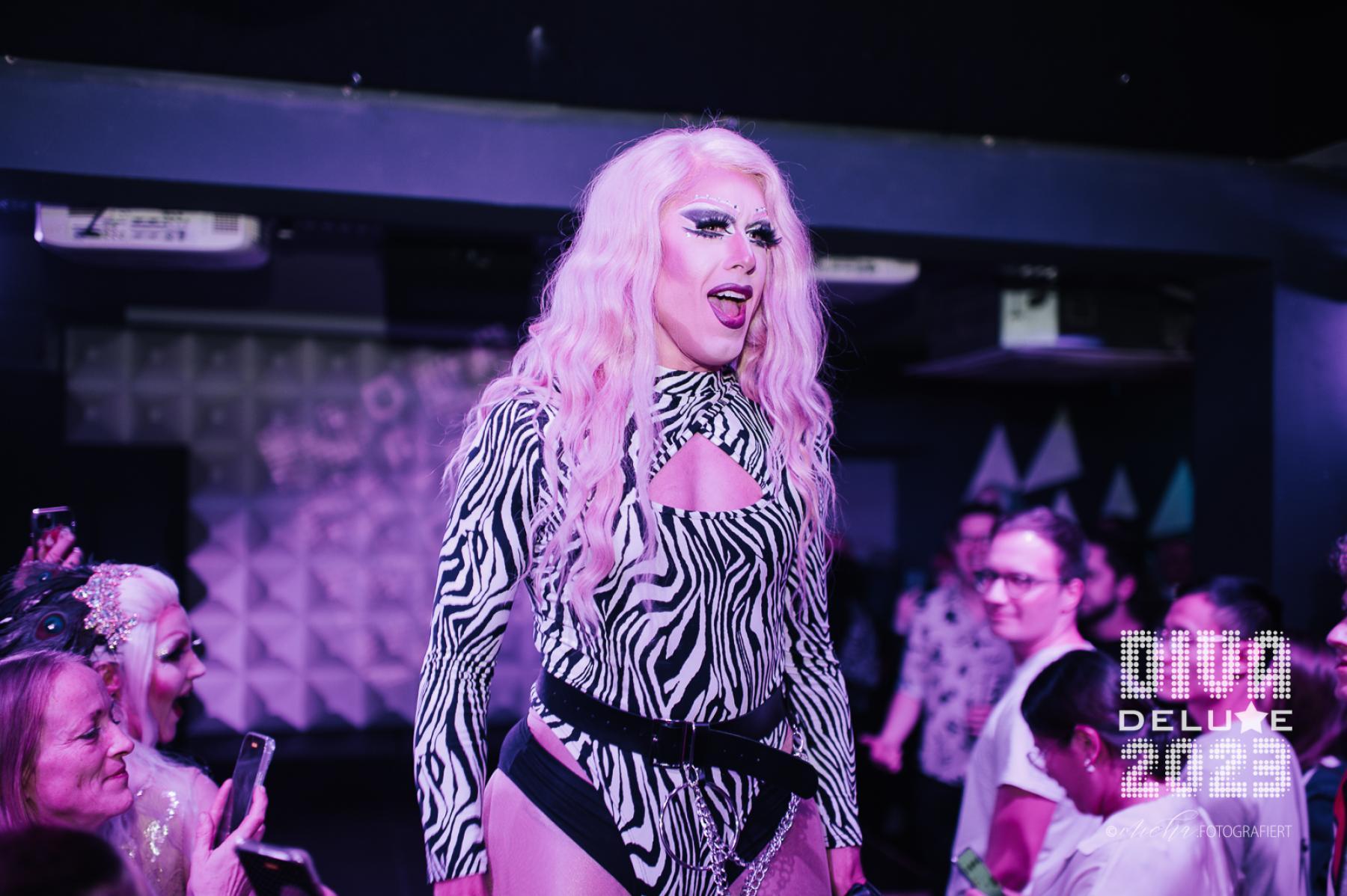 Diva Deluxe  18.11.2023 | Bild 212