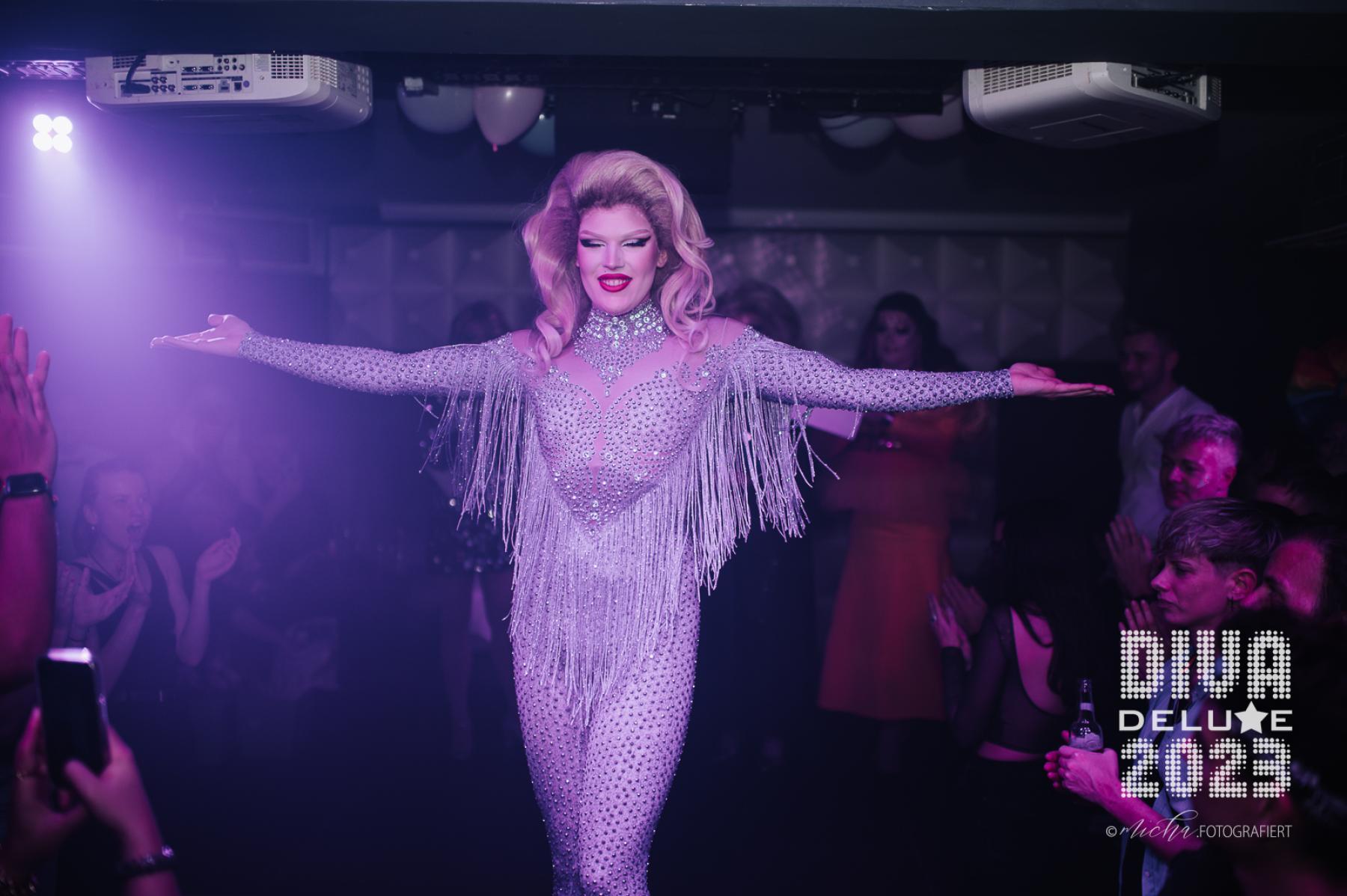 Diva Deluxe  18.11.2023 | Bild 24