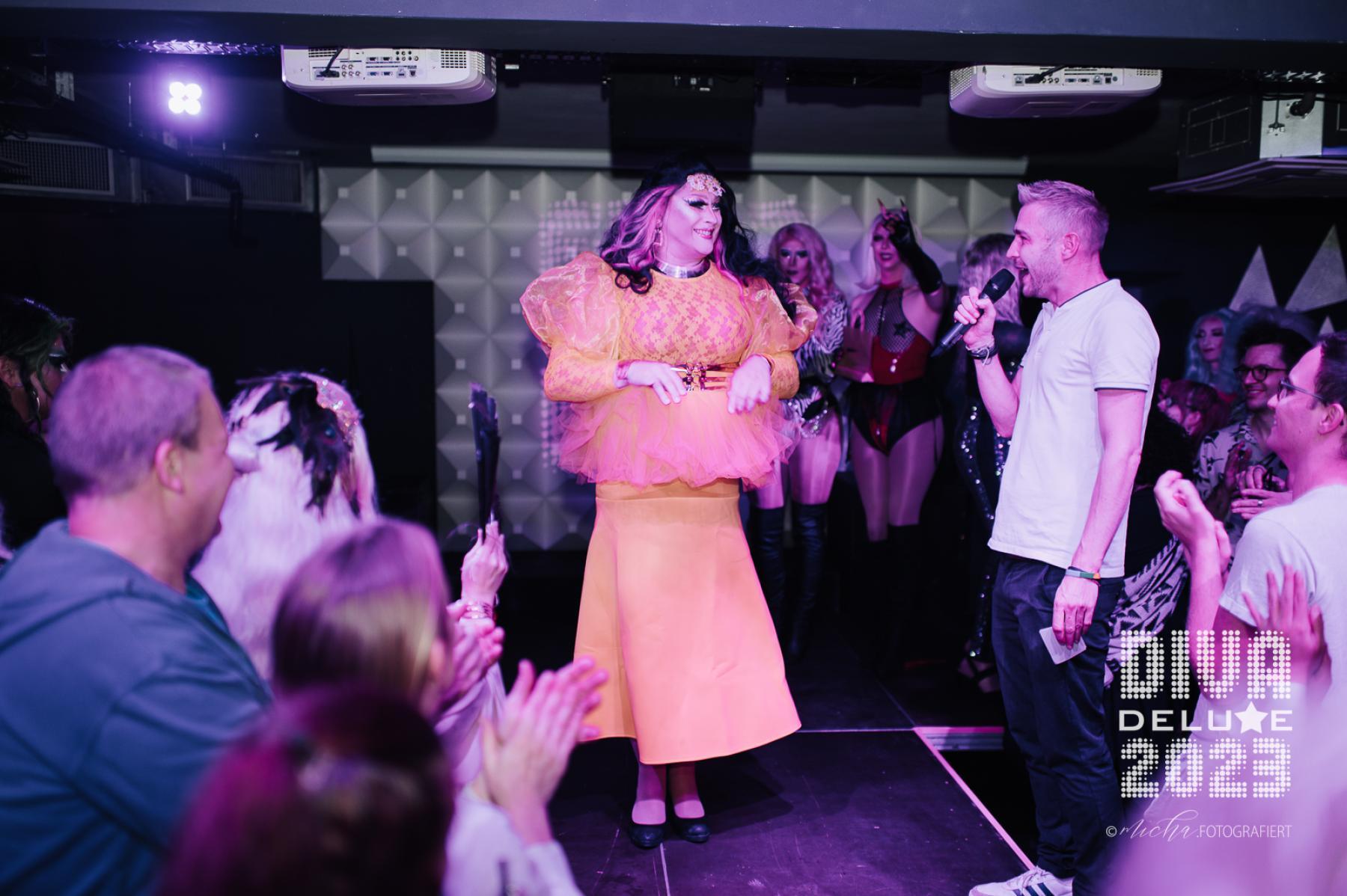 Diva Deluxe  18.11.2023 | Bild 261