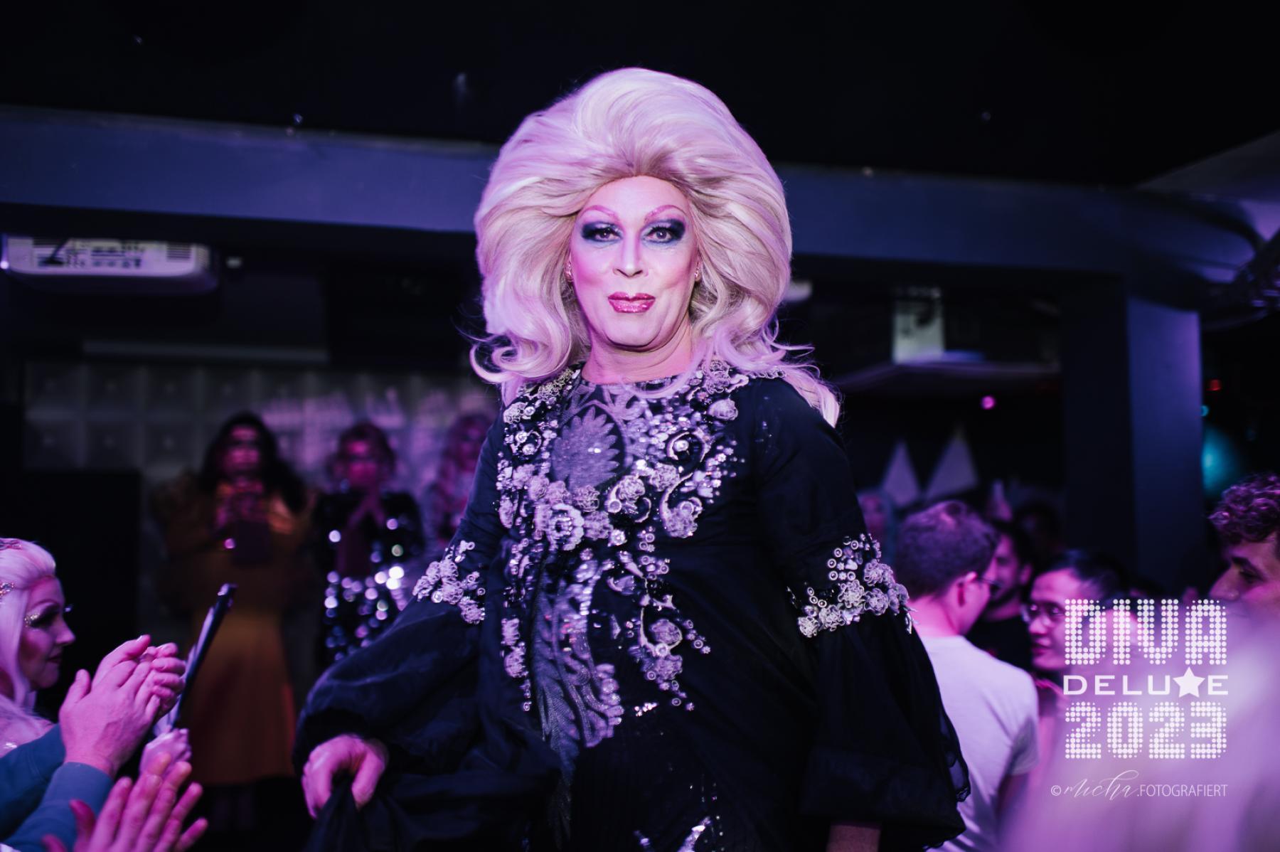 Diva Deluxe  18.11.2023 | Bild 267