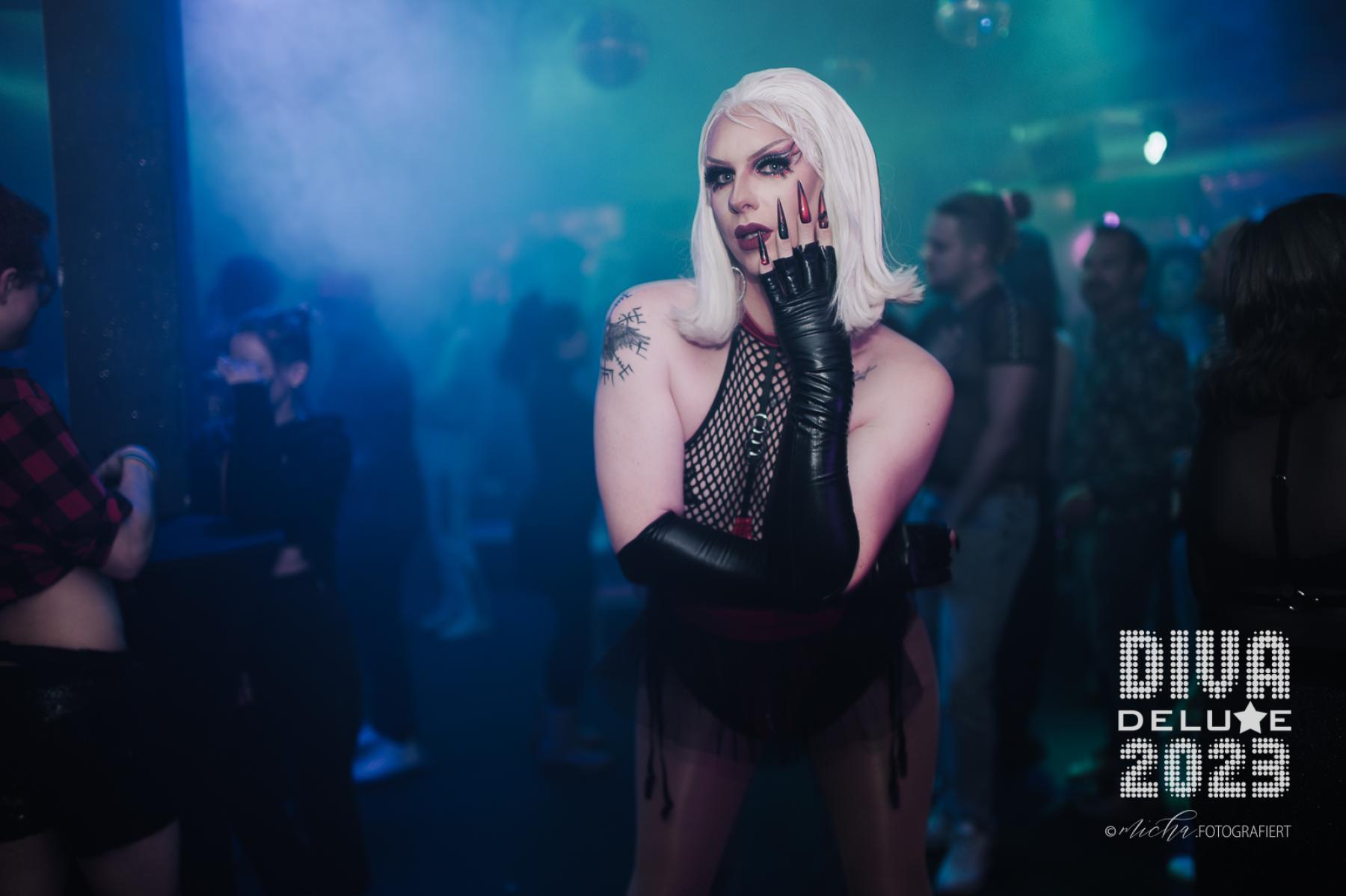 Diva Deluxe  18.11.2023 | Bild 300