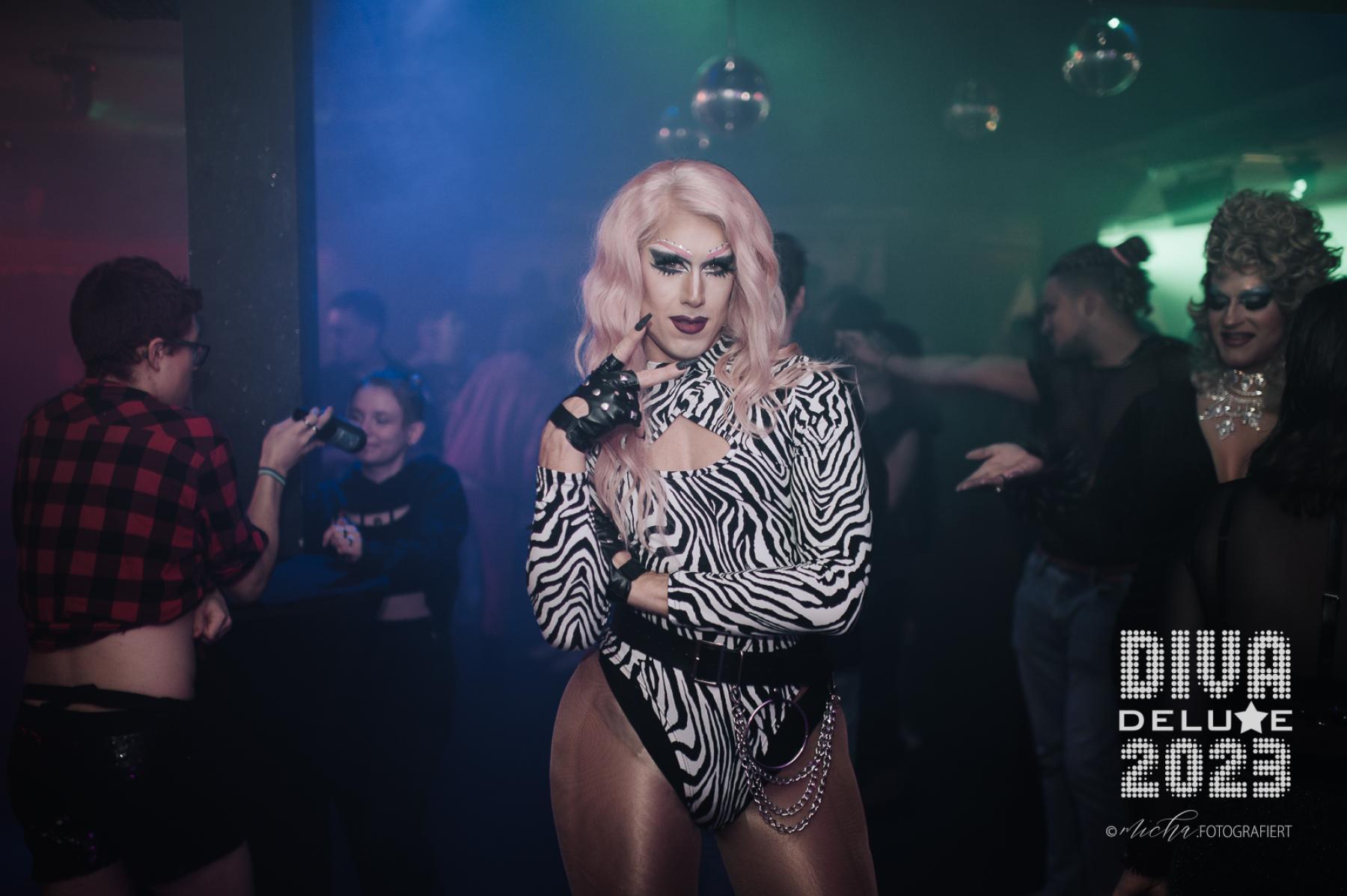 Diva Deluxe  18.11.2023 | Bild 306