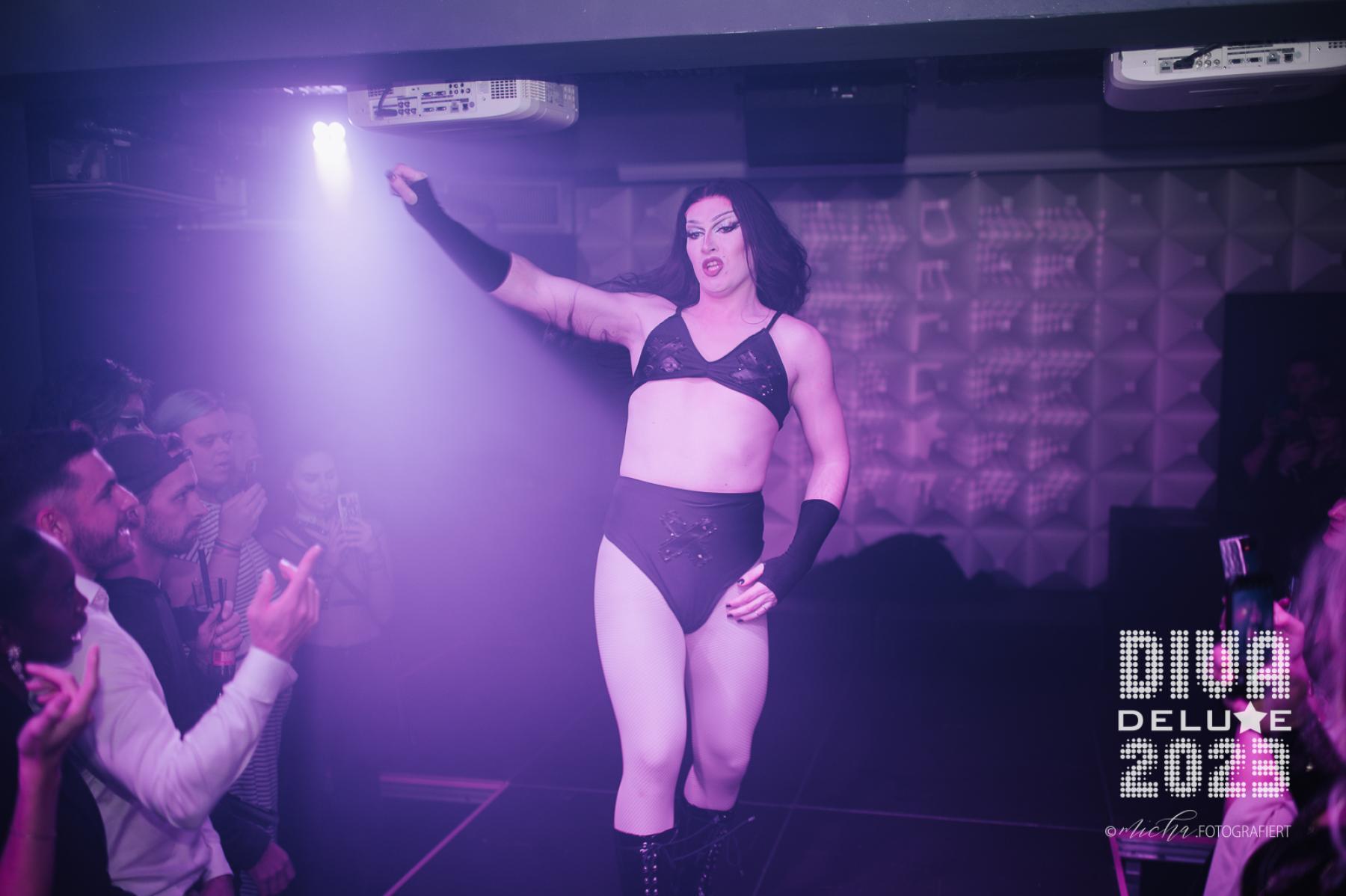 Diva Deluxe  18.11.2023 | Bild 327