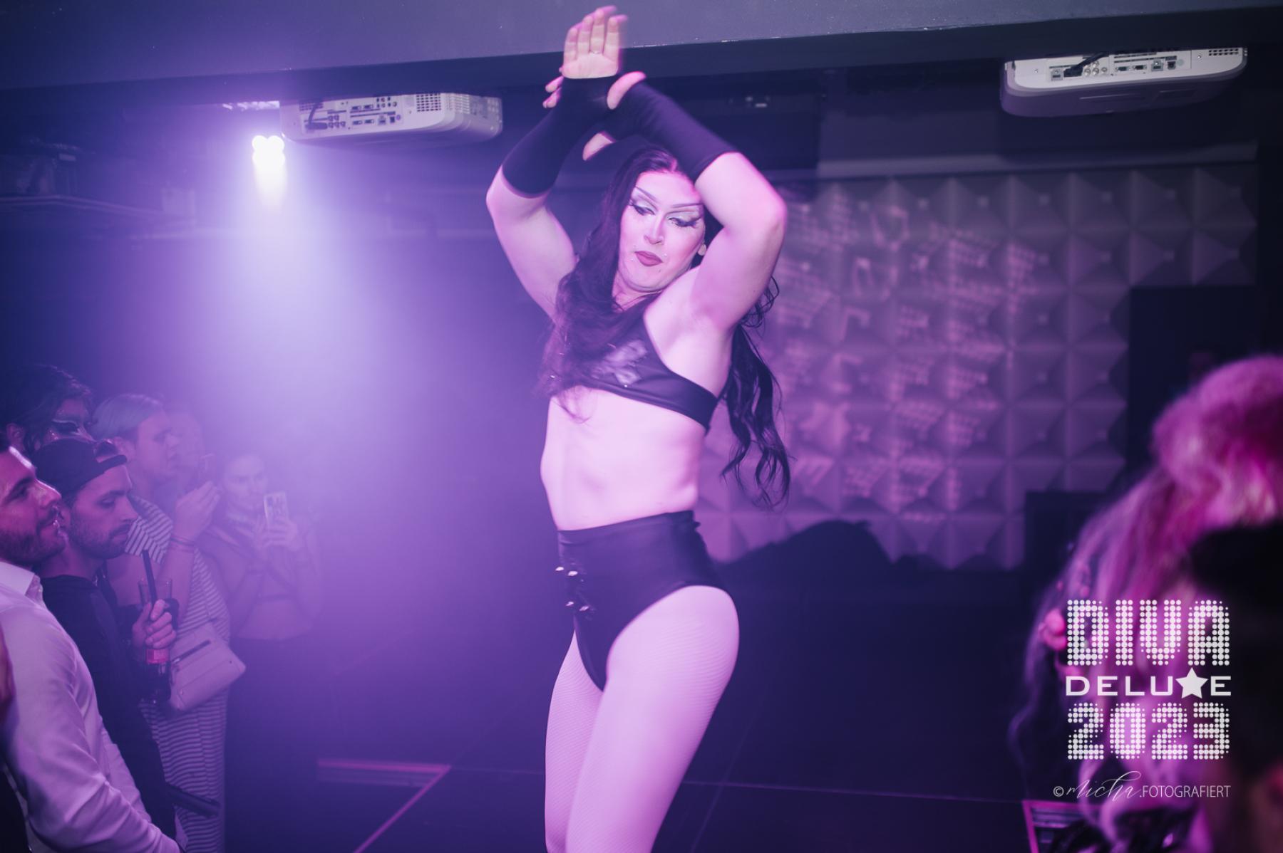 Diva Deluxe  18.11.2023 | Bild 330