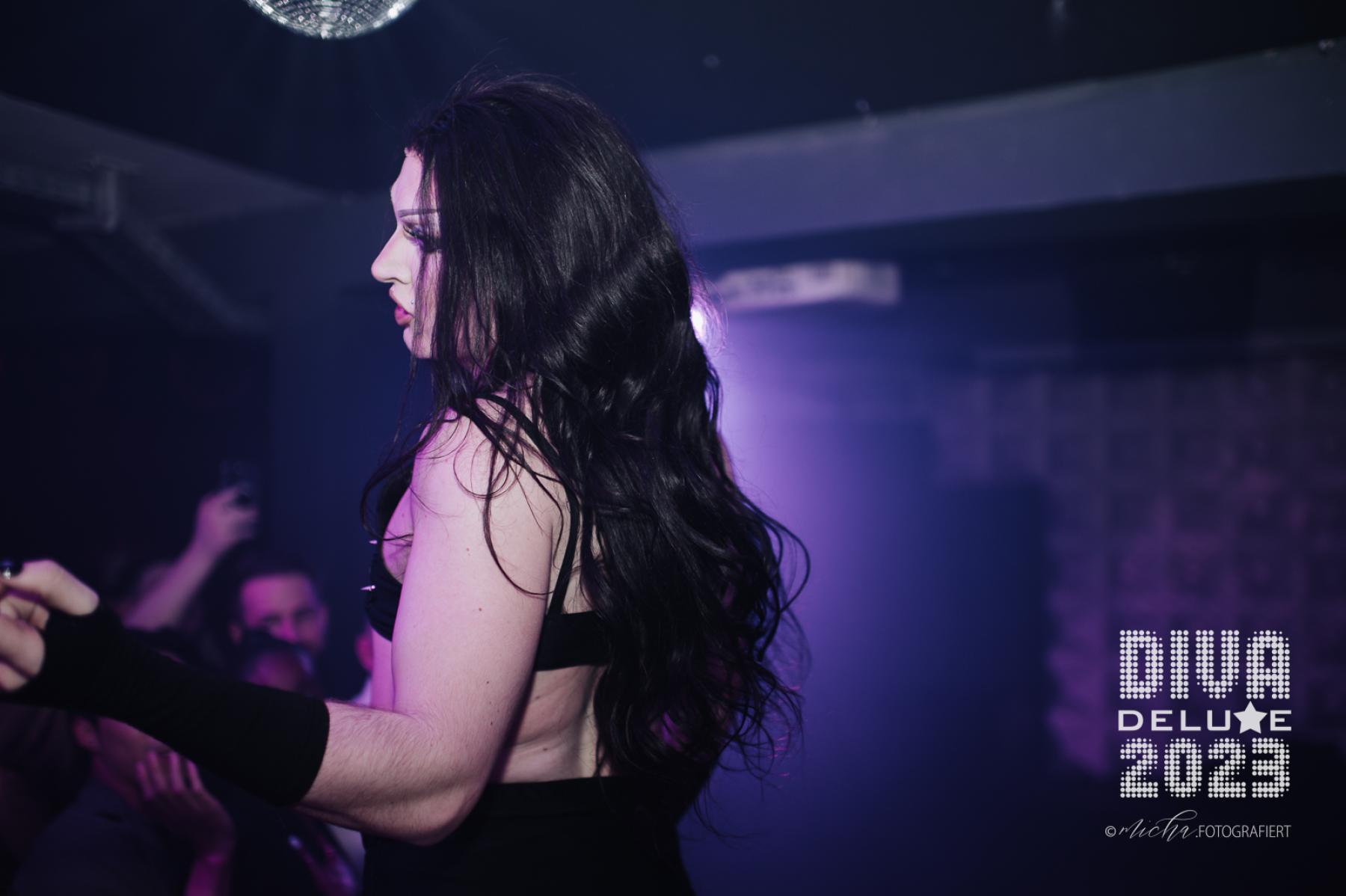 Diva Deluxe  18.11.2023 | Bild 335