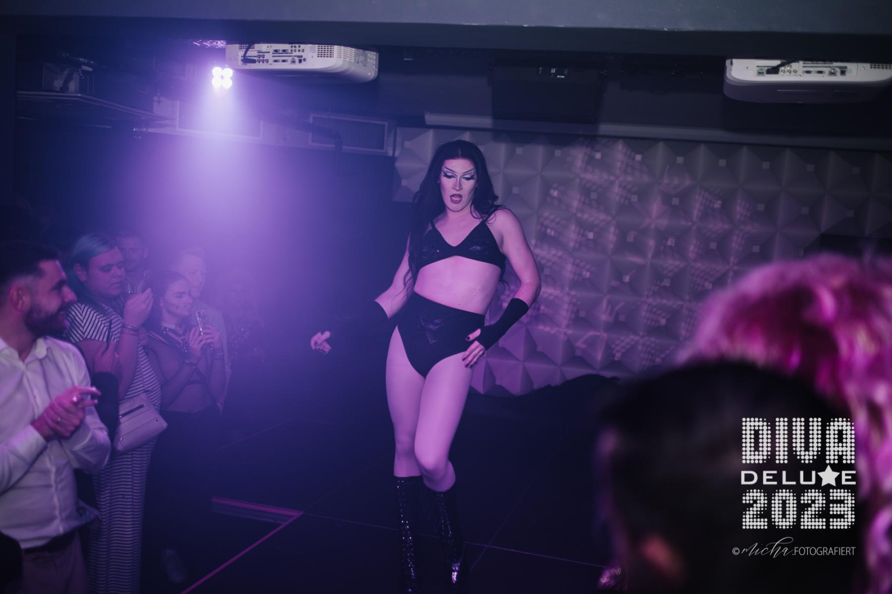 Diva Deluxe  18.11.2023 | Bild 336