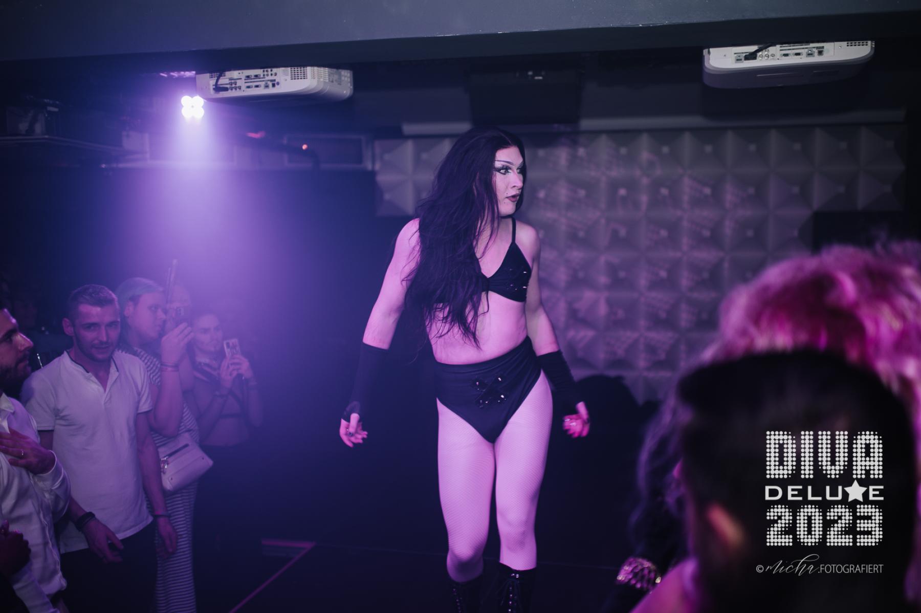 Diva Deluxe  18.11.2023 | Bild 348