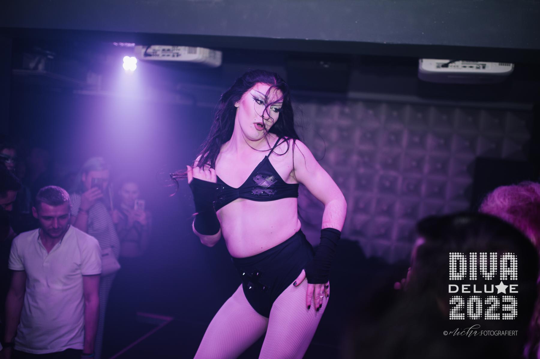 Diva Deluxe  18.11.2023 | Bild 349