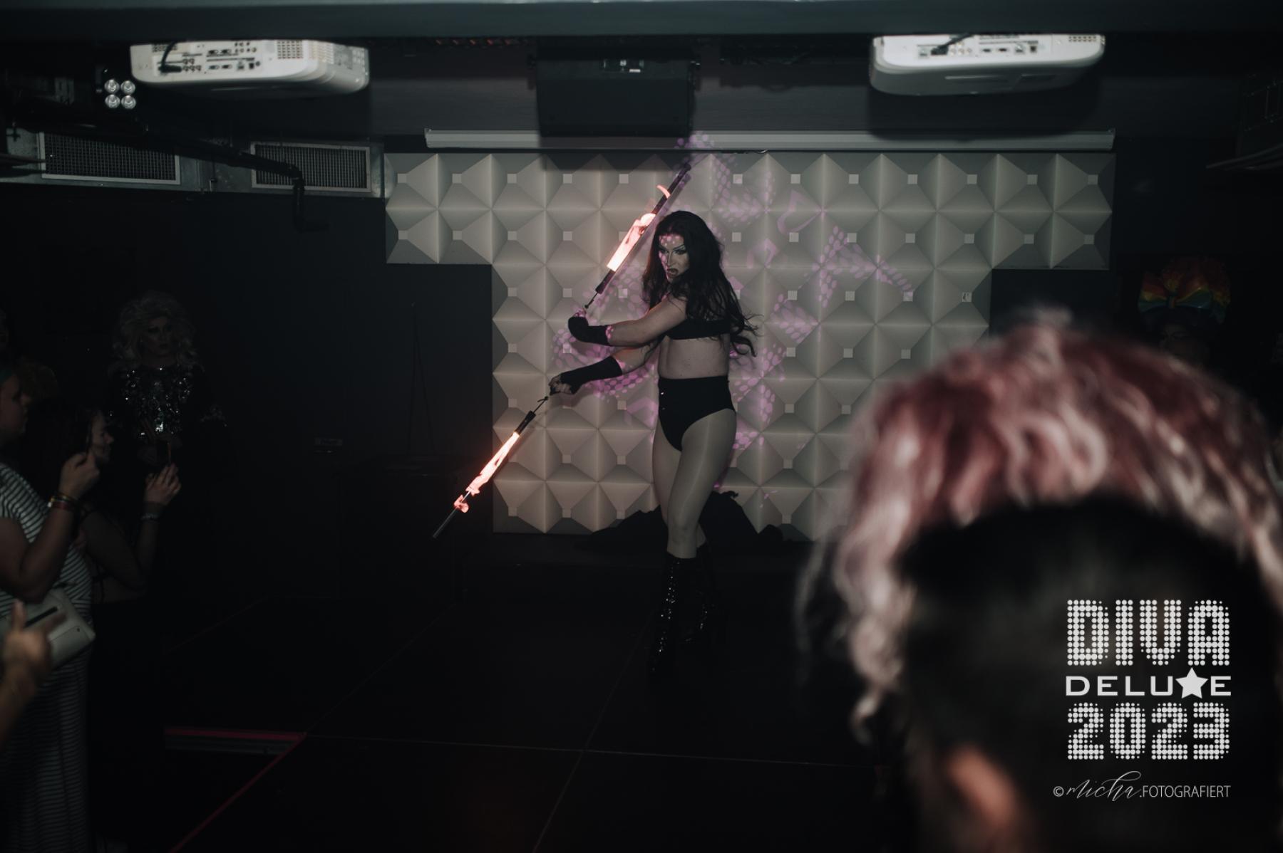 Diva Deluxe  18.11.2023 | Bild 361