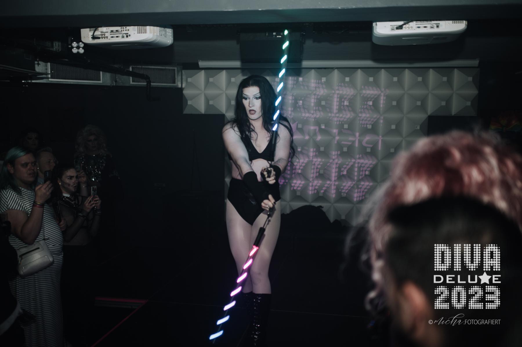 Diva Deluxe  18.11.2023 | Bild 365