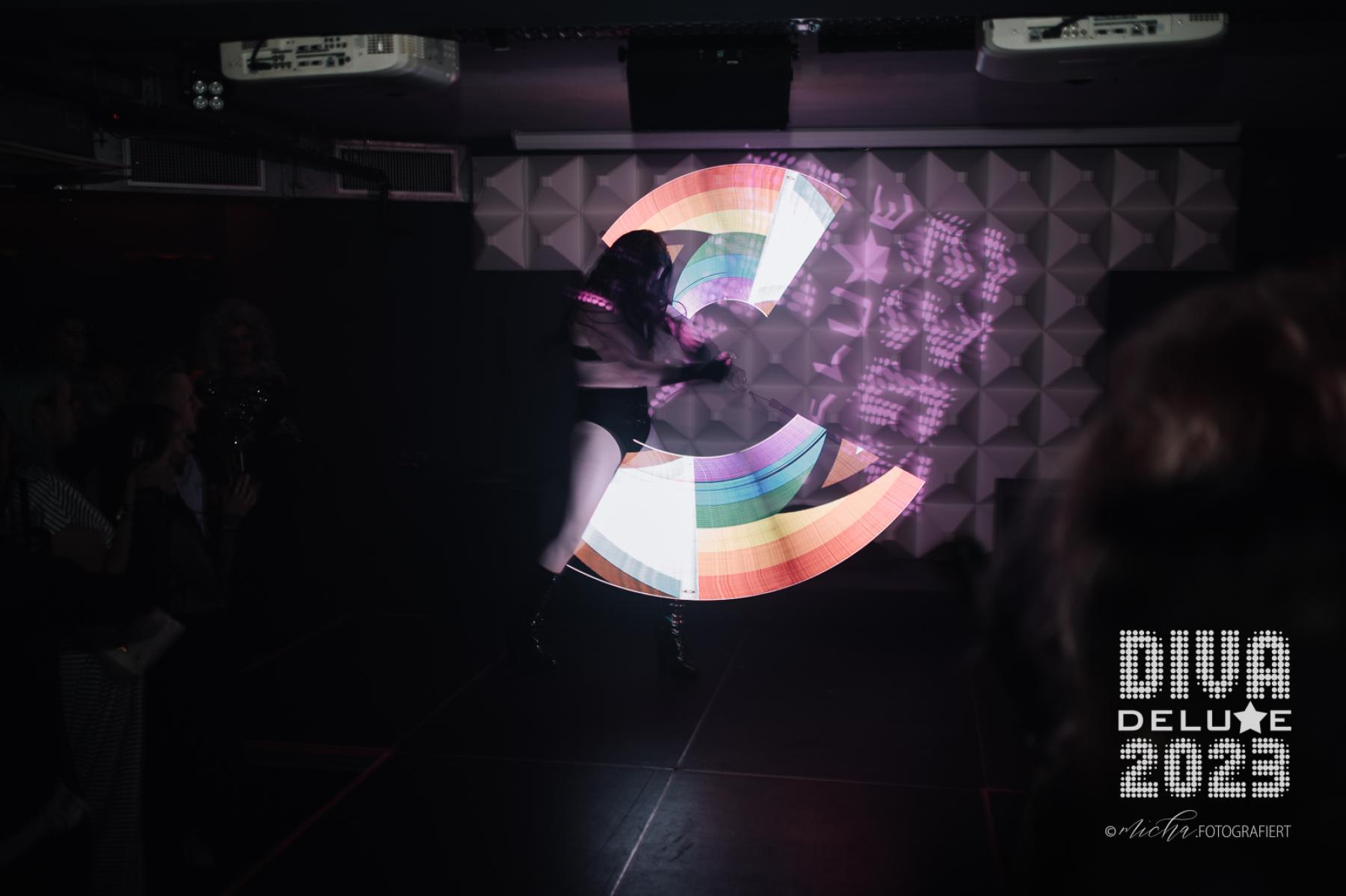 Diva Deluxe  18.11.2023 | Bild 396