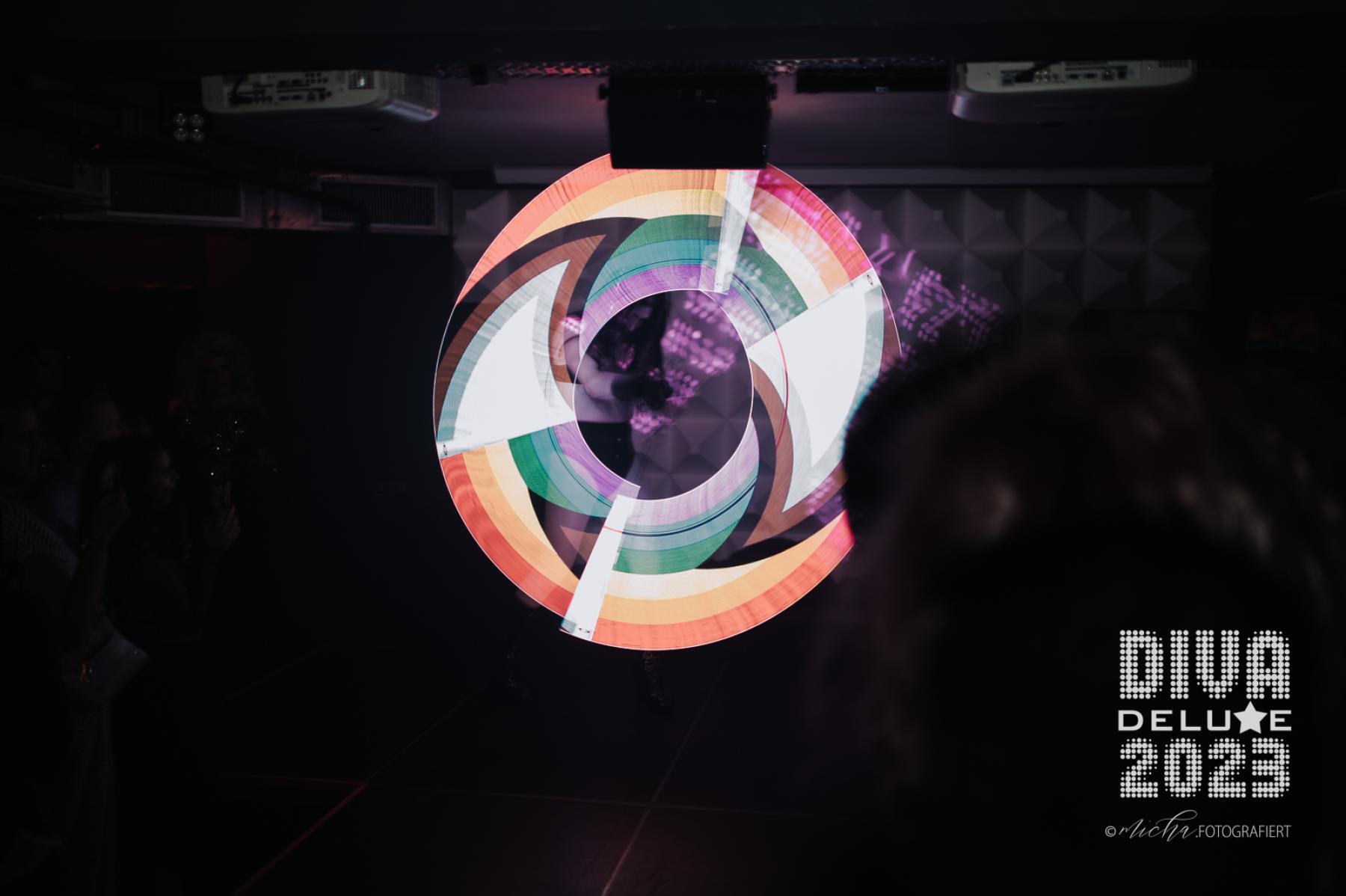 Diva Deluxe  18.11.2023 | Bild 397