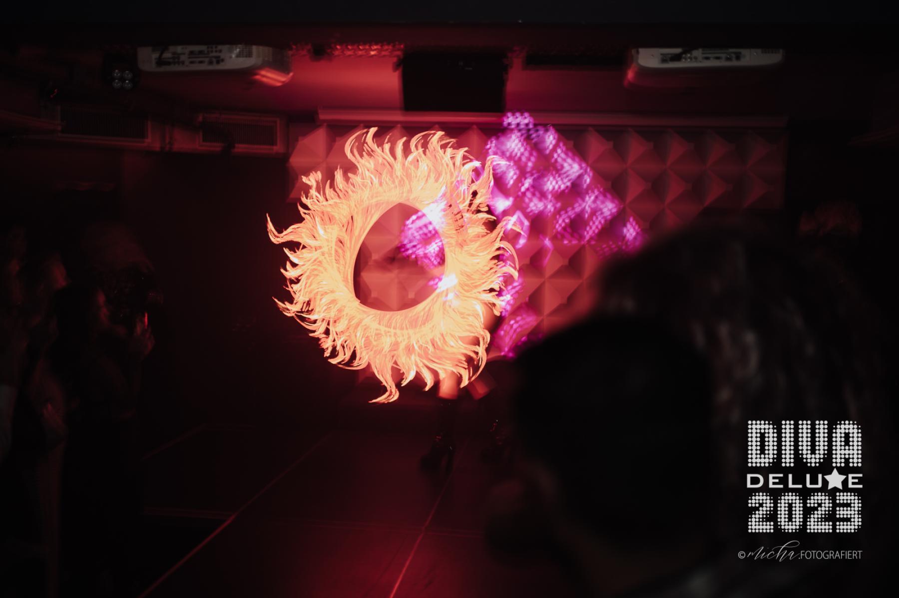 Diva Deluxe  18.11.2023 | Bild 404