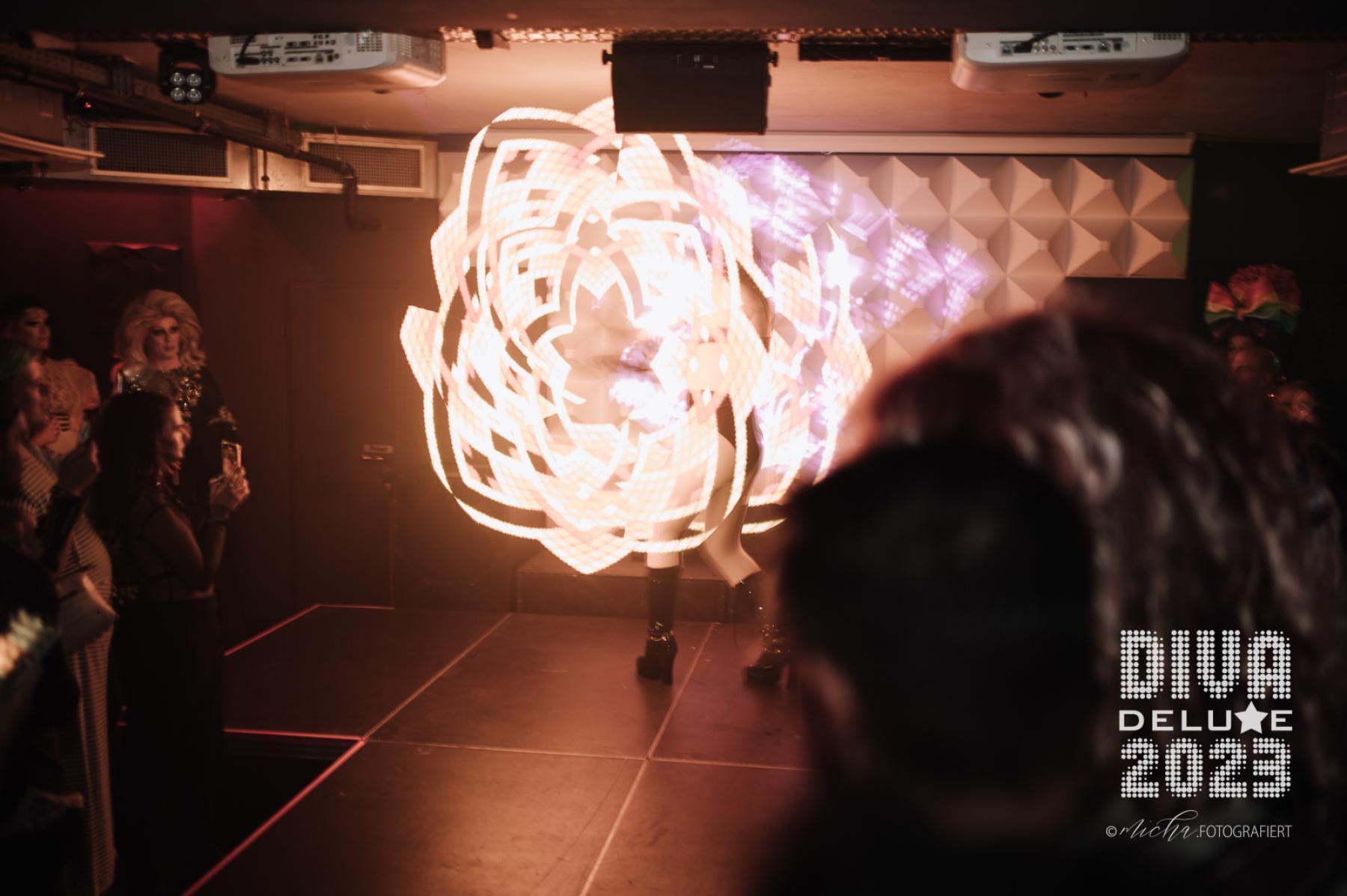 Diva Deluxe  18.11.2023 | Bild 406