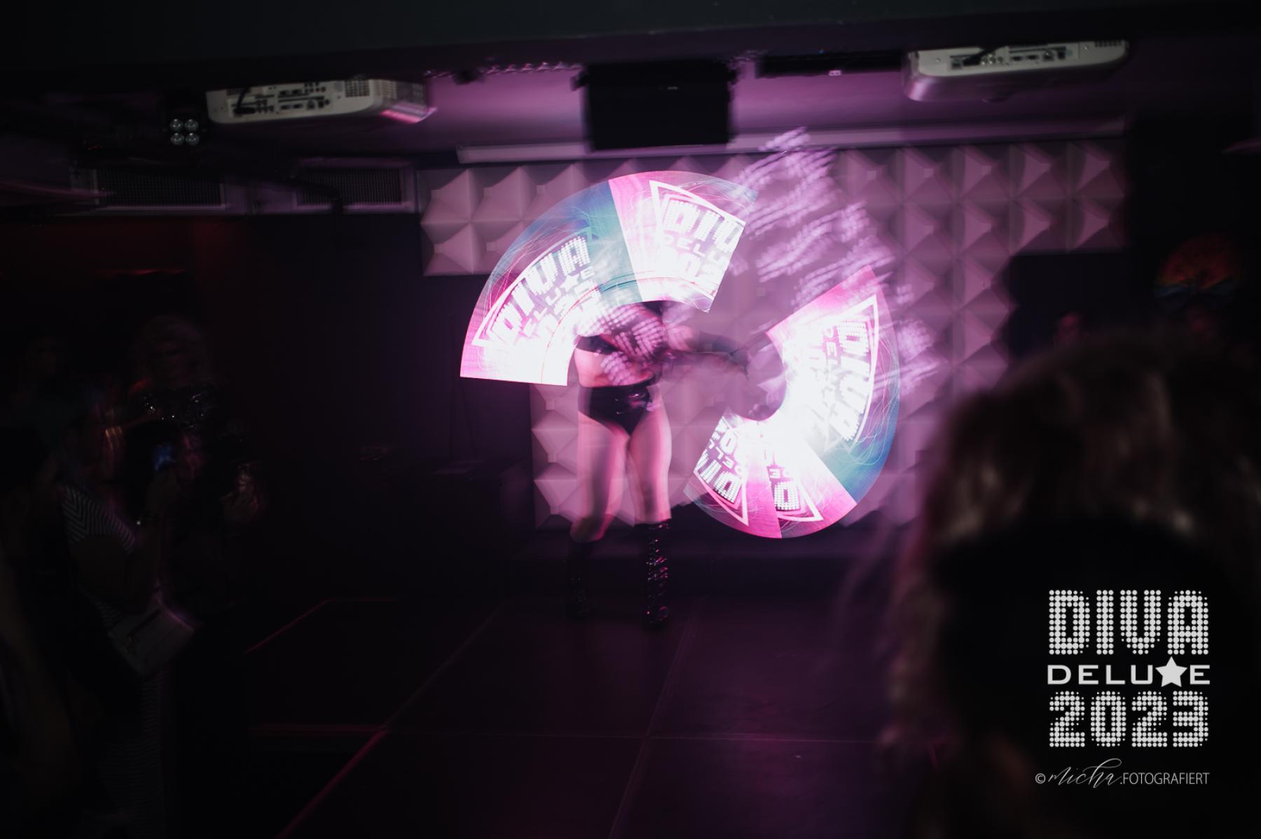 Diva Deluxe  18.11.2023 | Bild 410