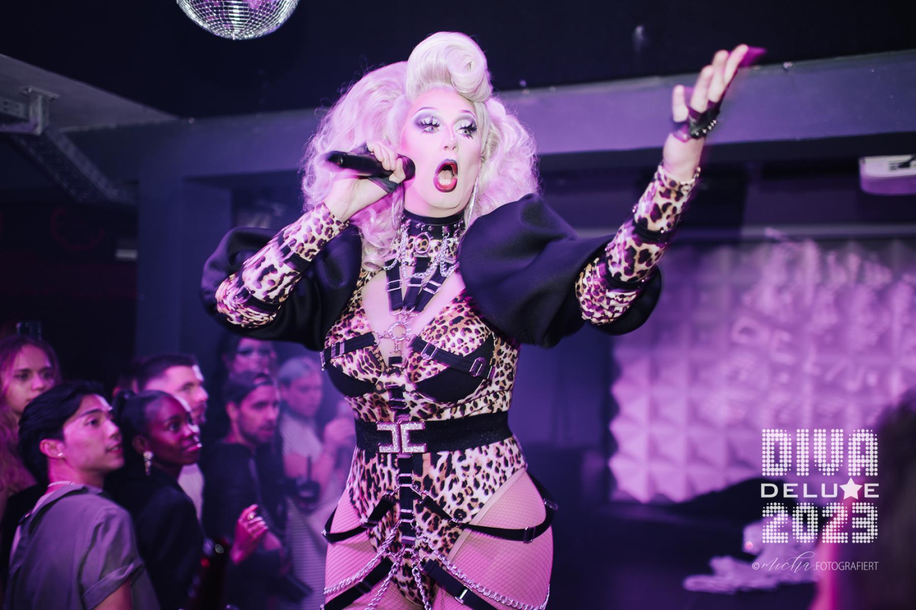 Diva Deluxe  18.11.2023 | Bild 424