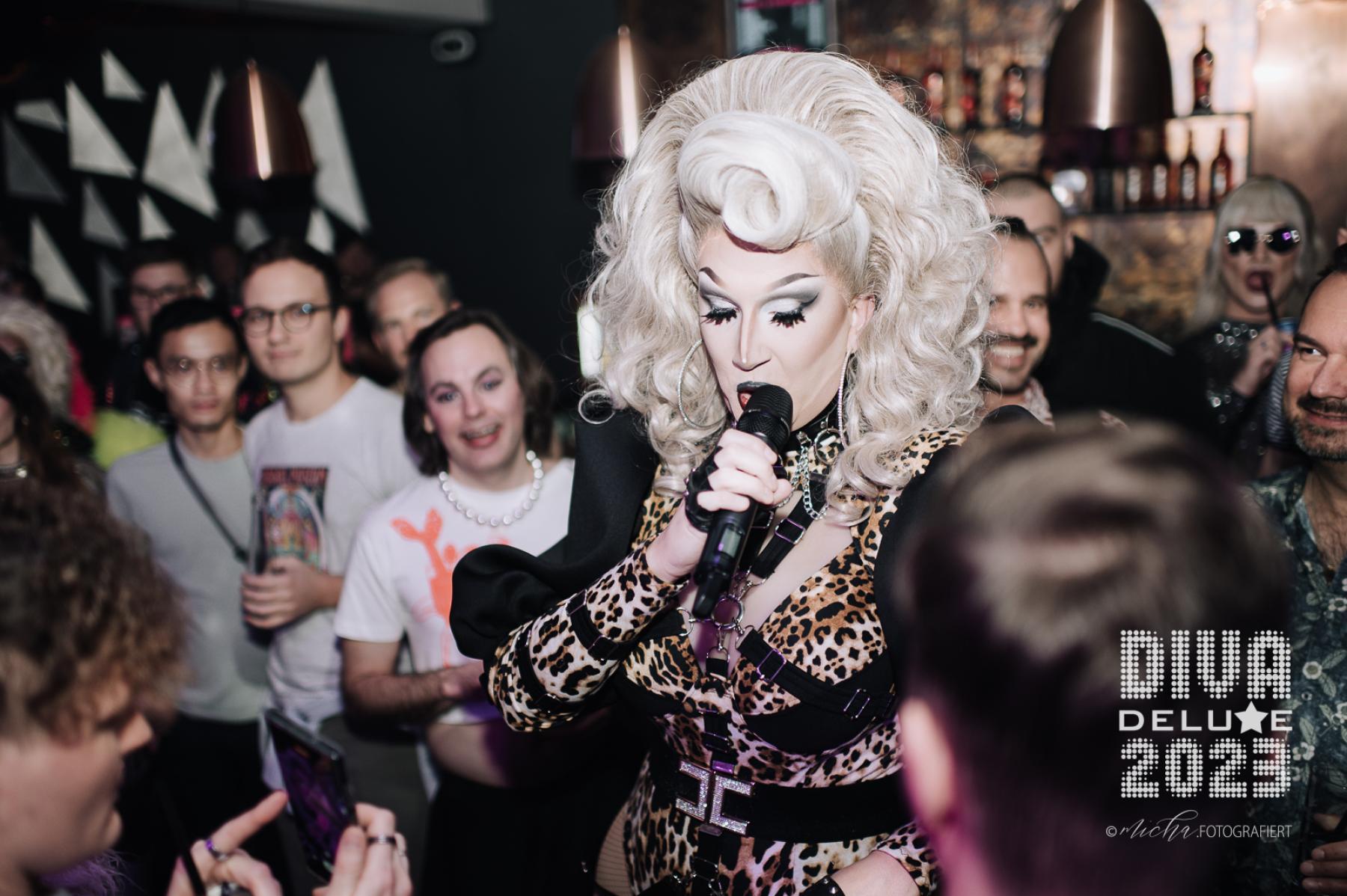 Diva Deluxe  18.11.2023 | Bild 436