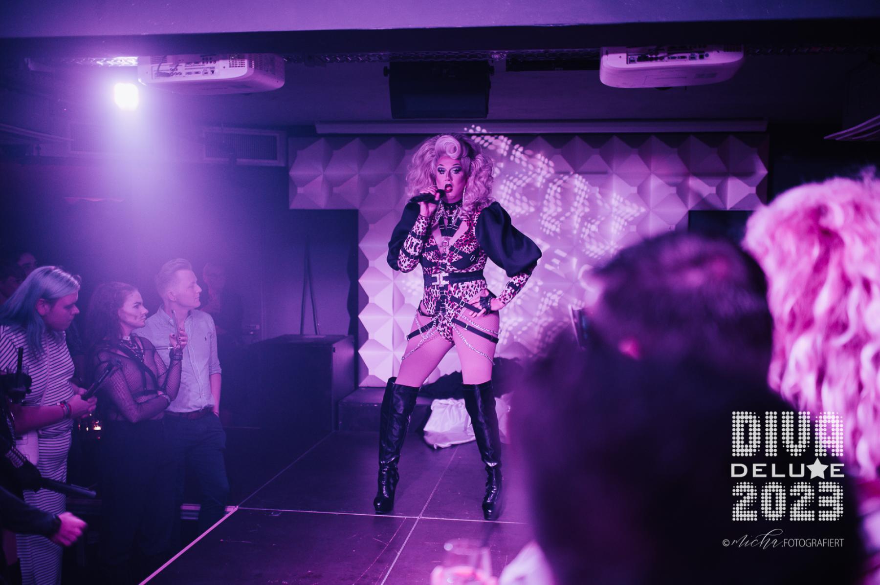 Diva Deluxe  18.11.2023 | Bild 442