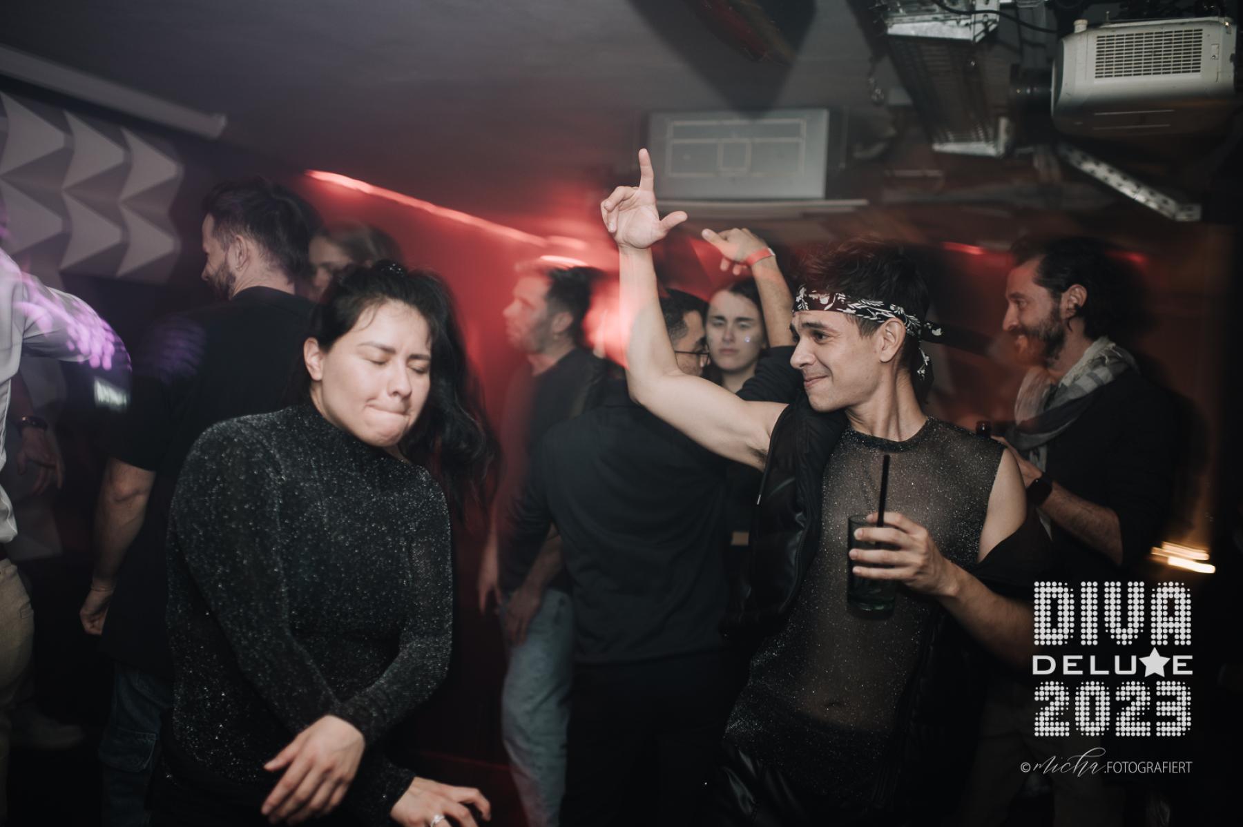 Diva Deluxe  18.11.2023 | Bild 482