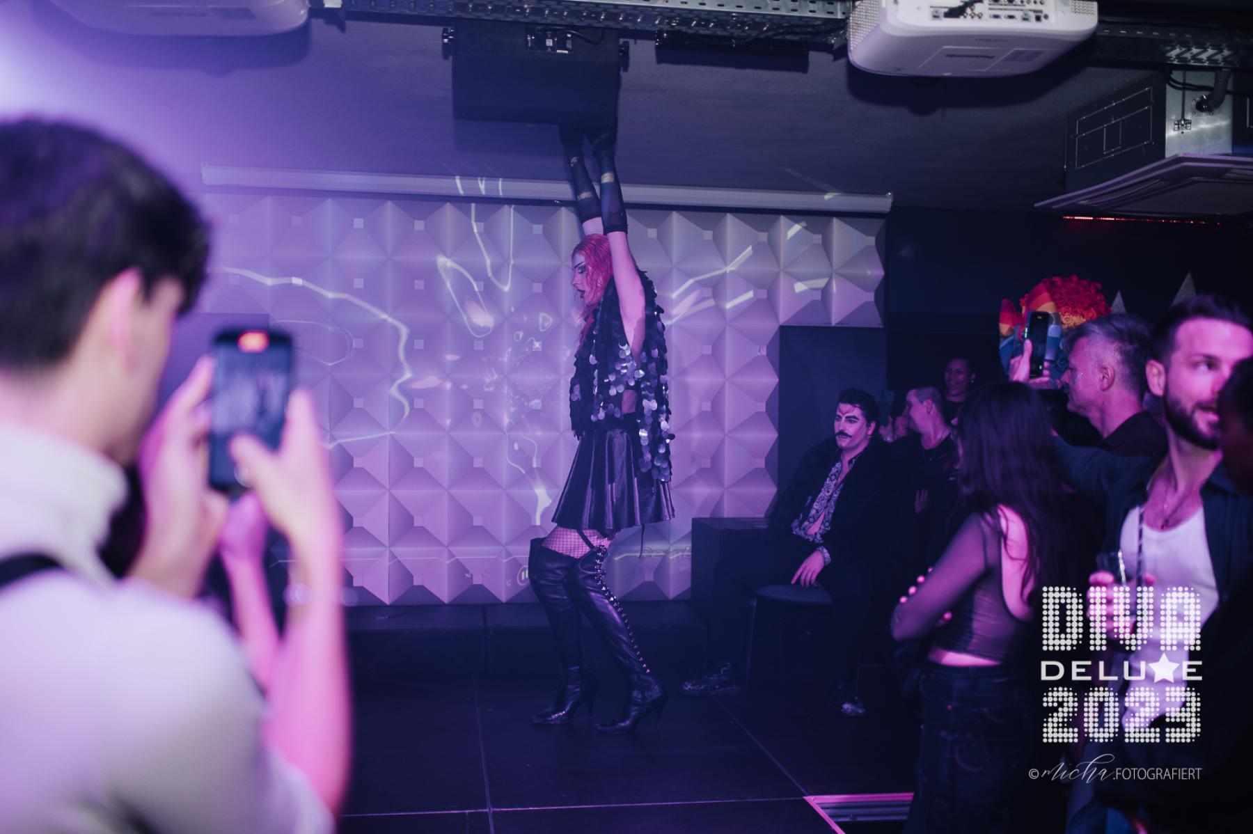 Diva Deluxe  18.11.2023 | Bild 486