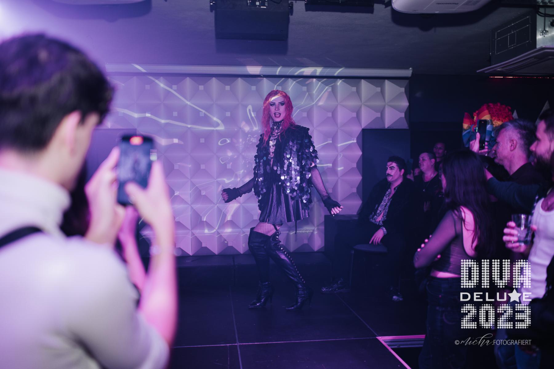 Diva Deluxe  18.11.2023 | Bild 489