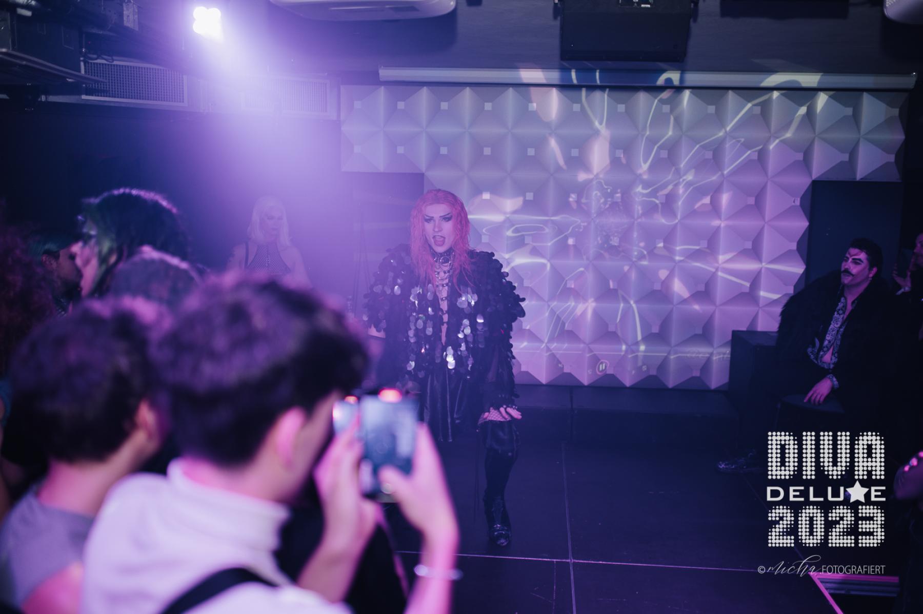 Diva Deluxe  18.11.2023 | Bild 490