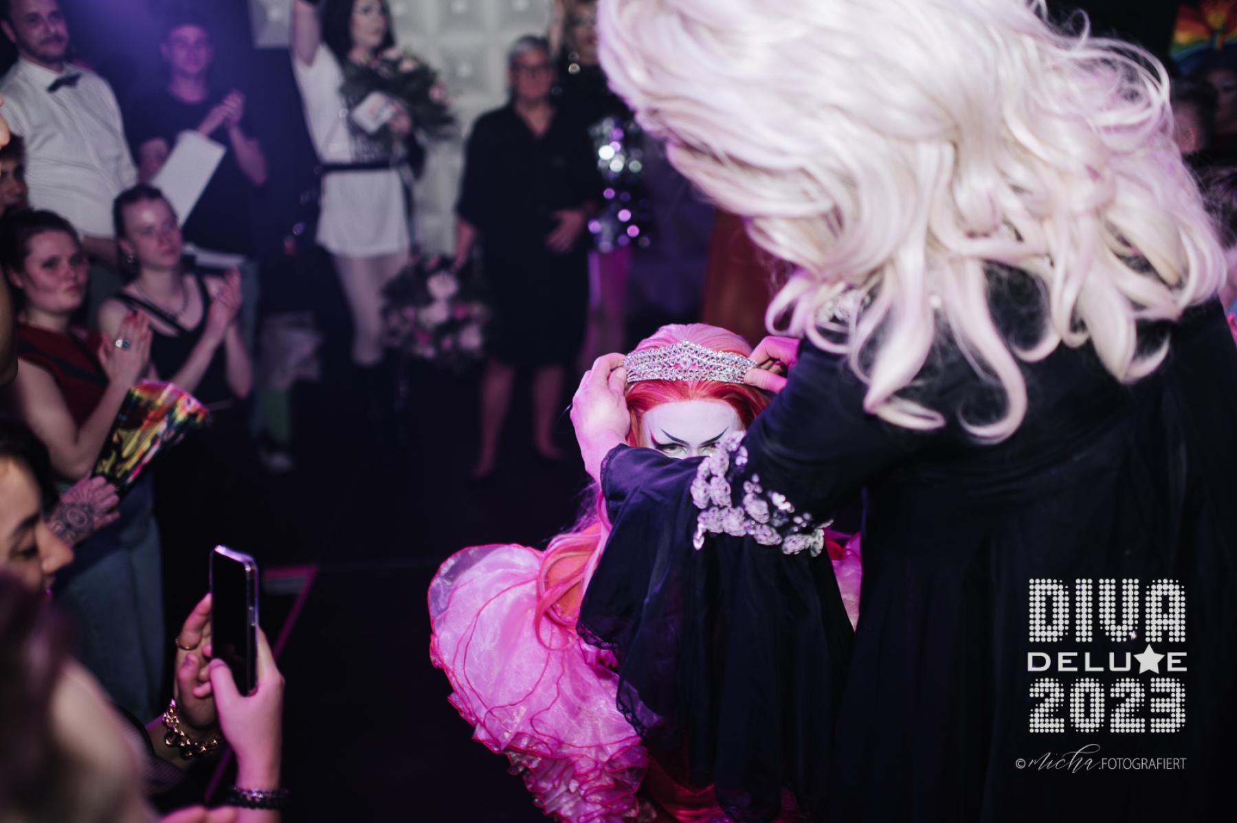 Diva Deluxe  18.11.2023 | Bild 52