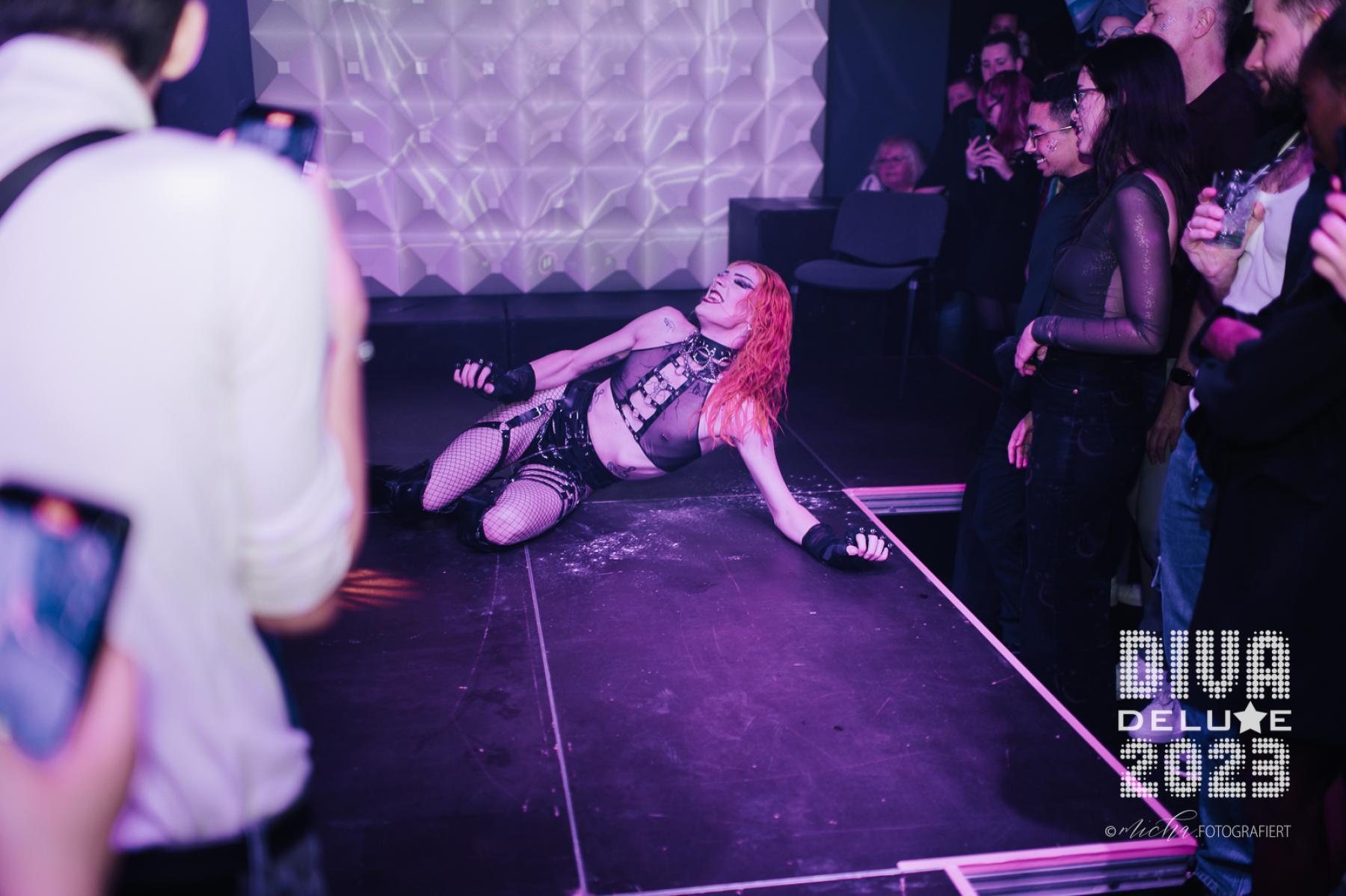 Diva Deluxe  18.11.2023 | Bild 520