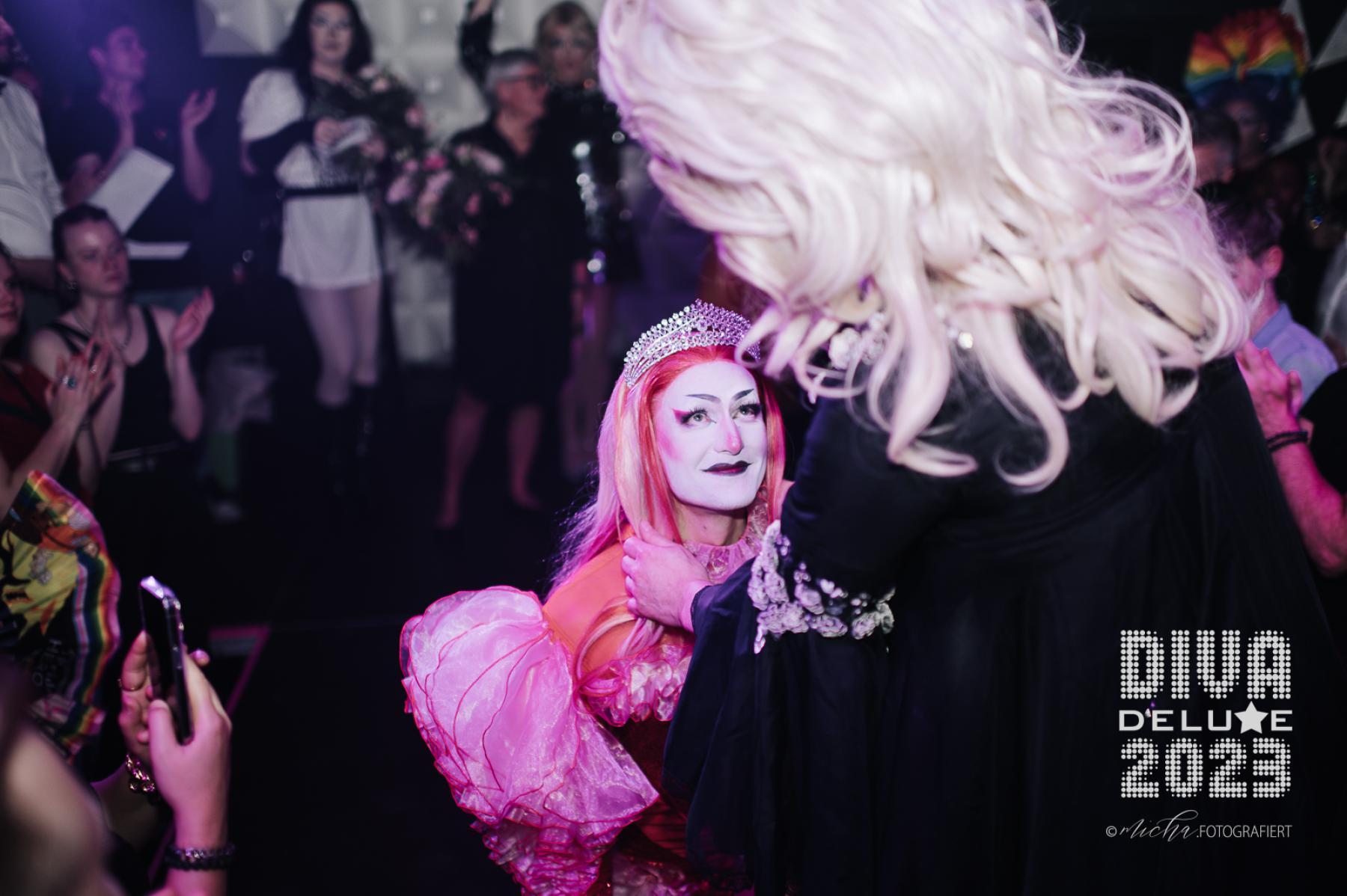 Diva Deluxe  18.11.2023 | Bild 53