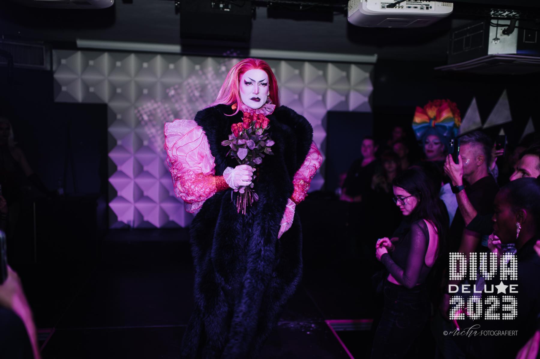 Diva Deluxe  18.11.2023 | Bild 562